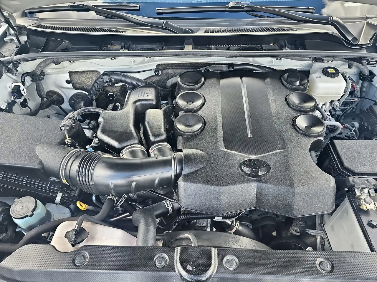 Toyota 4-Runner снимка Toyota 4-Runner