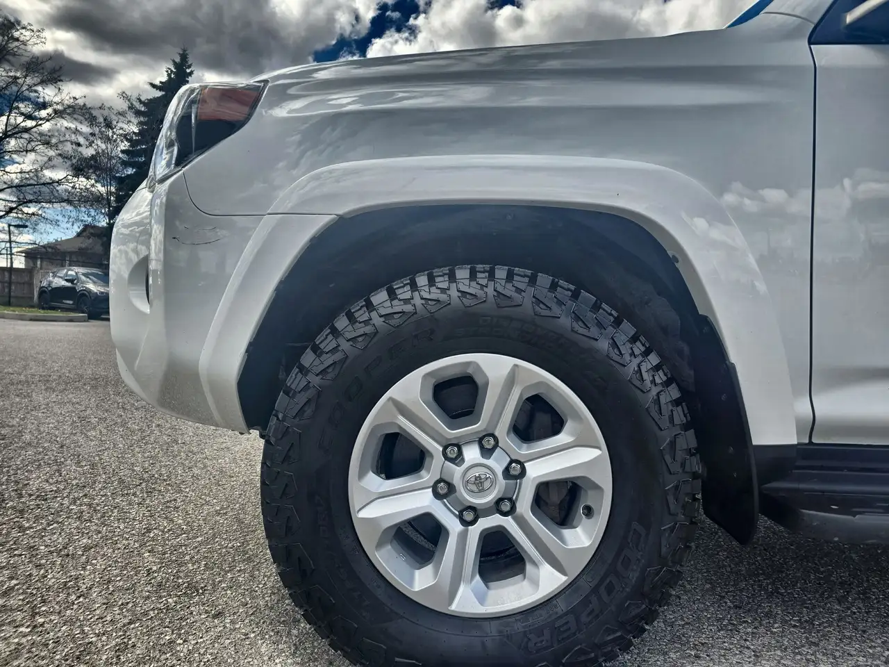Toyota 4-Runner снимка Toyota 4-Runner