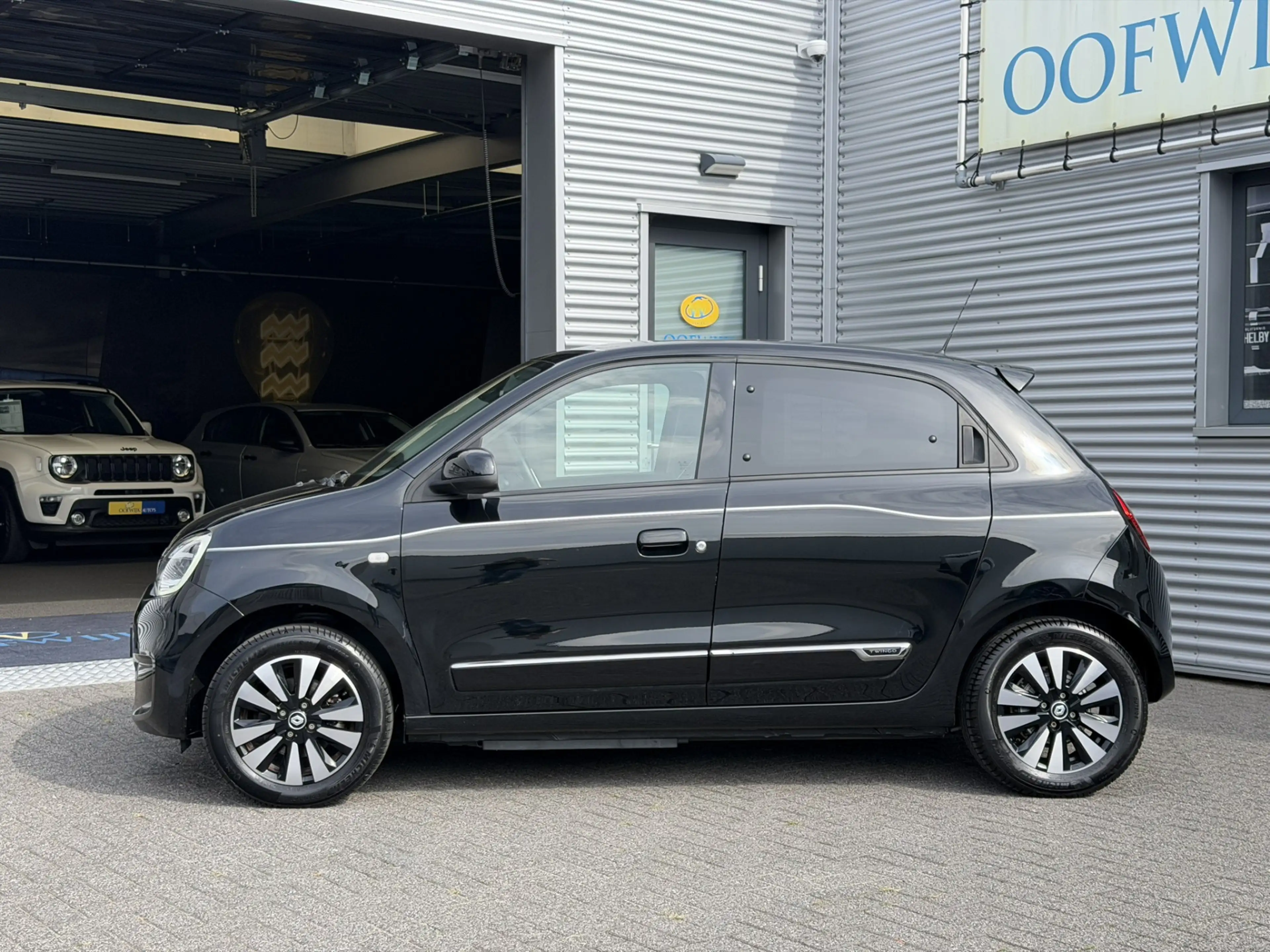 Renault Twingo Z.E. R80 E-Tech Techno 22 kWh Clima H-Leder CarPla — photo 3