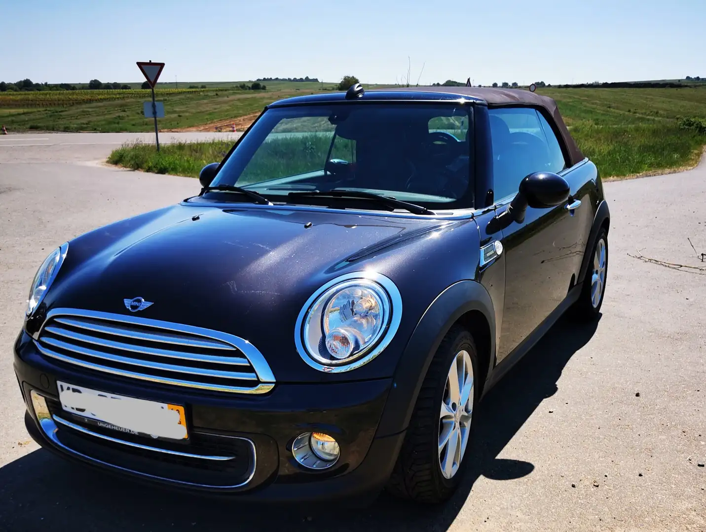 MINI Cooper Cabrio MINI CABRIO Highgate Brun - 1
