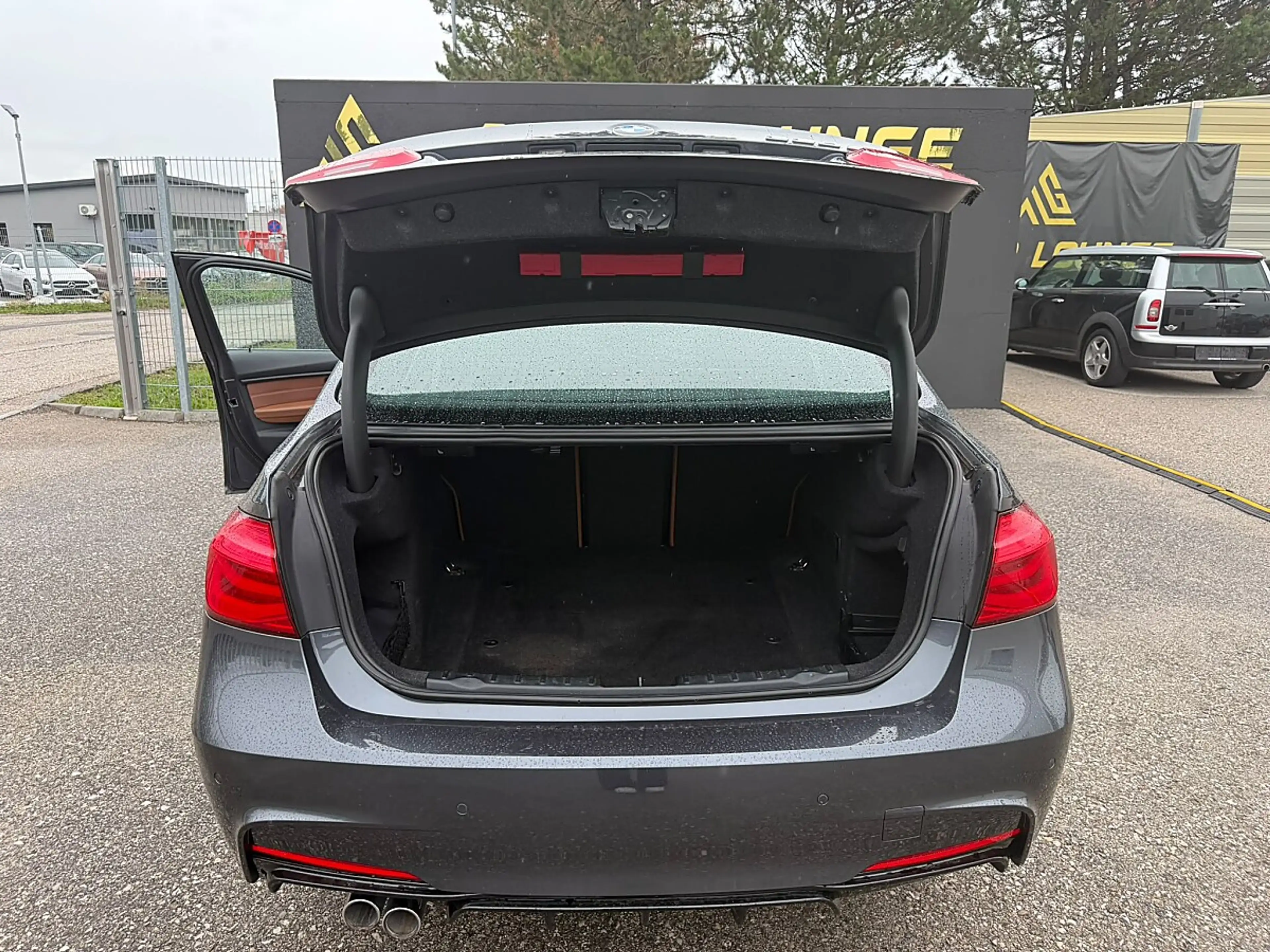 BMW 330 d — photo 9