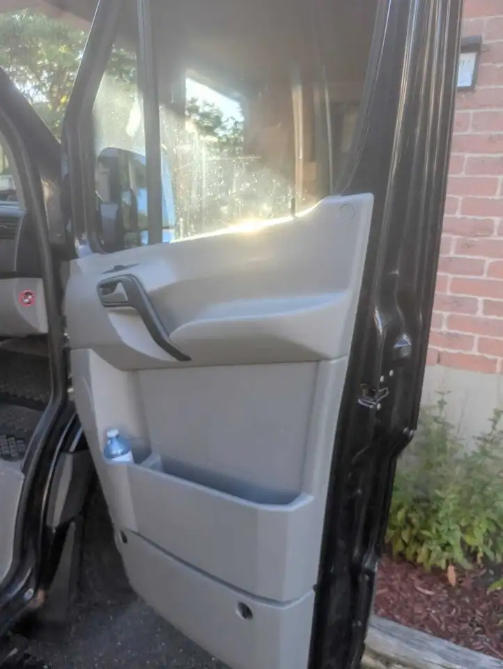 Mercedes-Benz Sprinter снимка Mercedes-Benz Sprinter