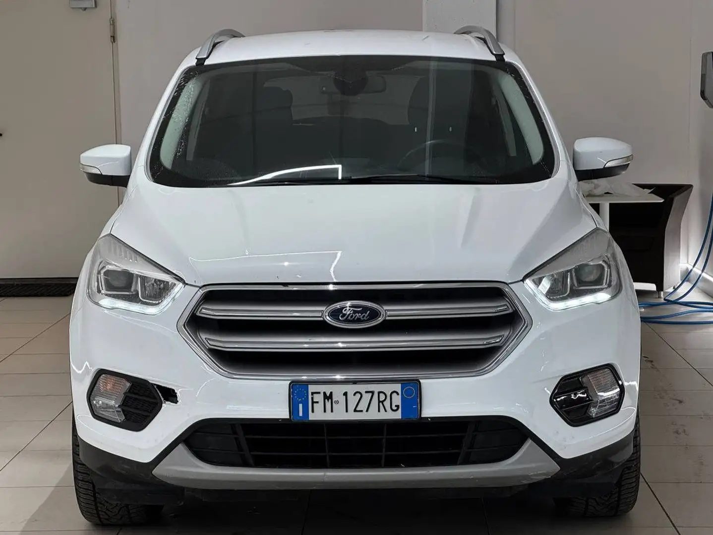 Ford Kuga 2.0 TDCI 150 CV Start&Stop Powershift 4WD Titanium Blanc - 2