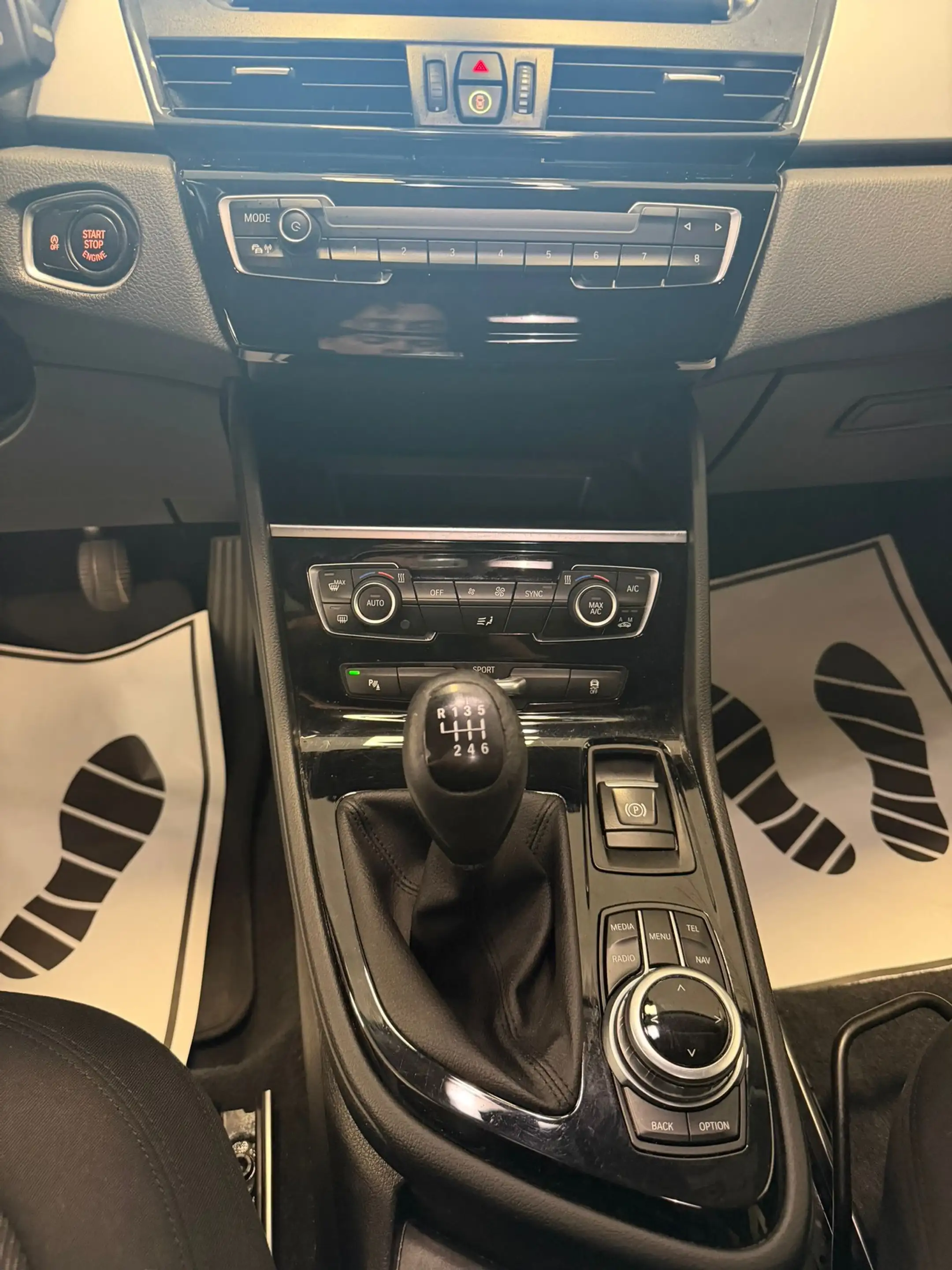 BMW 216 Active Tourer 216i 1 Jaar Garantie — photo 11