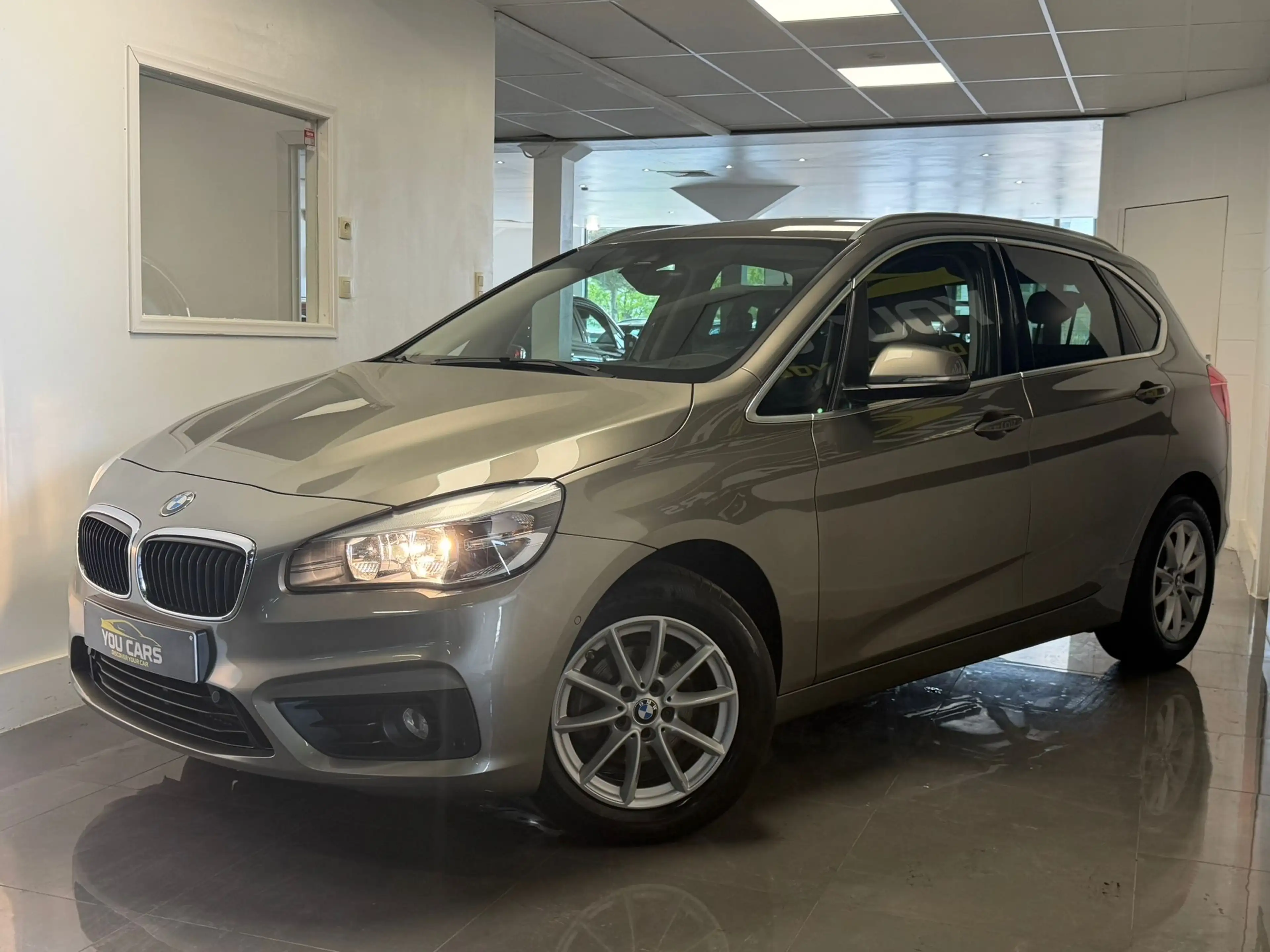 BMW 216 Active Tourer 216i 1 Jaar Garantie — photo 2