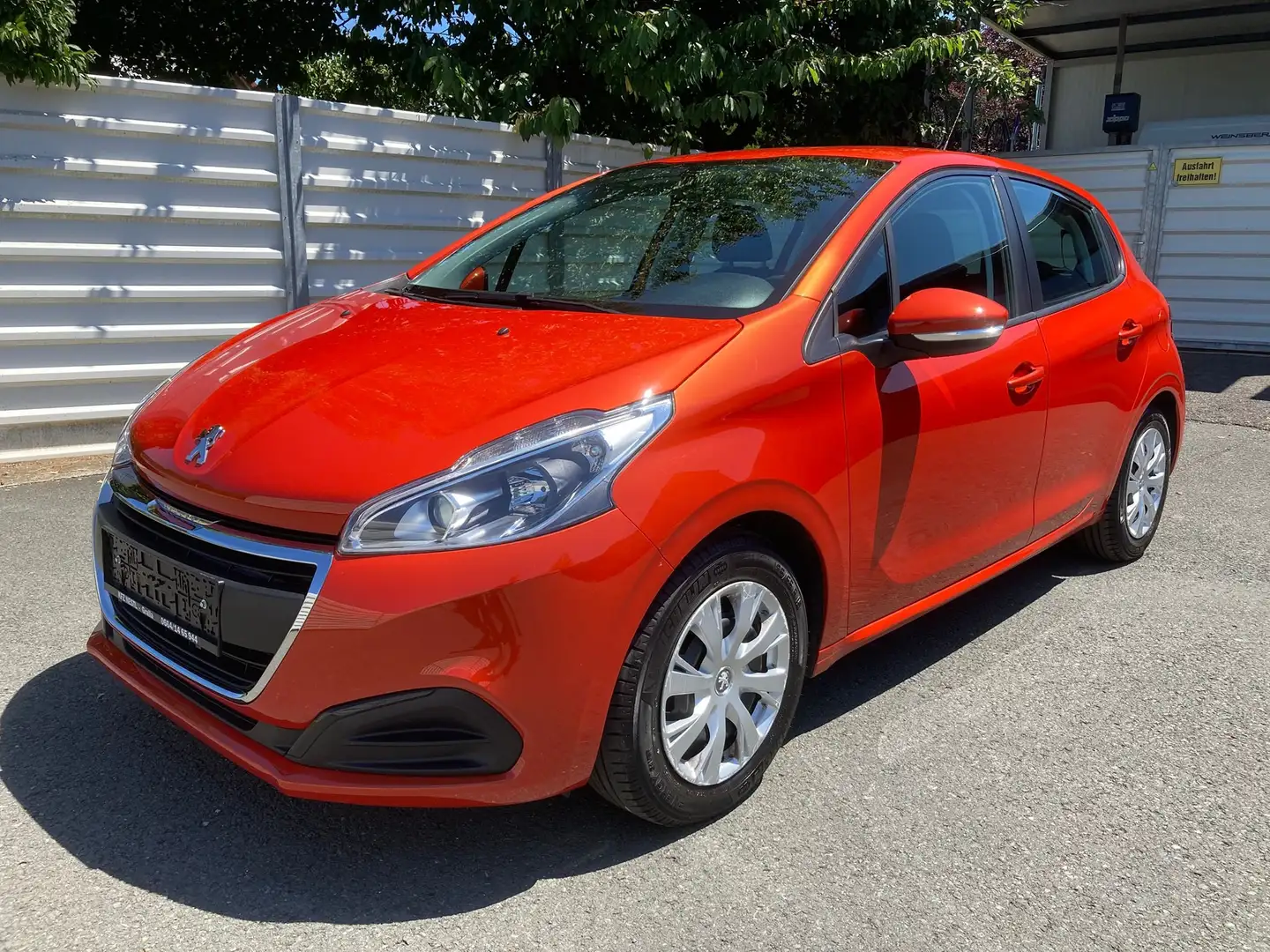 Peugeot 208 Active 1,0 PureTech 68 Orange - 1