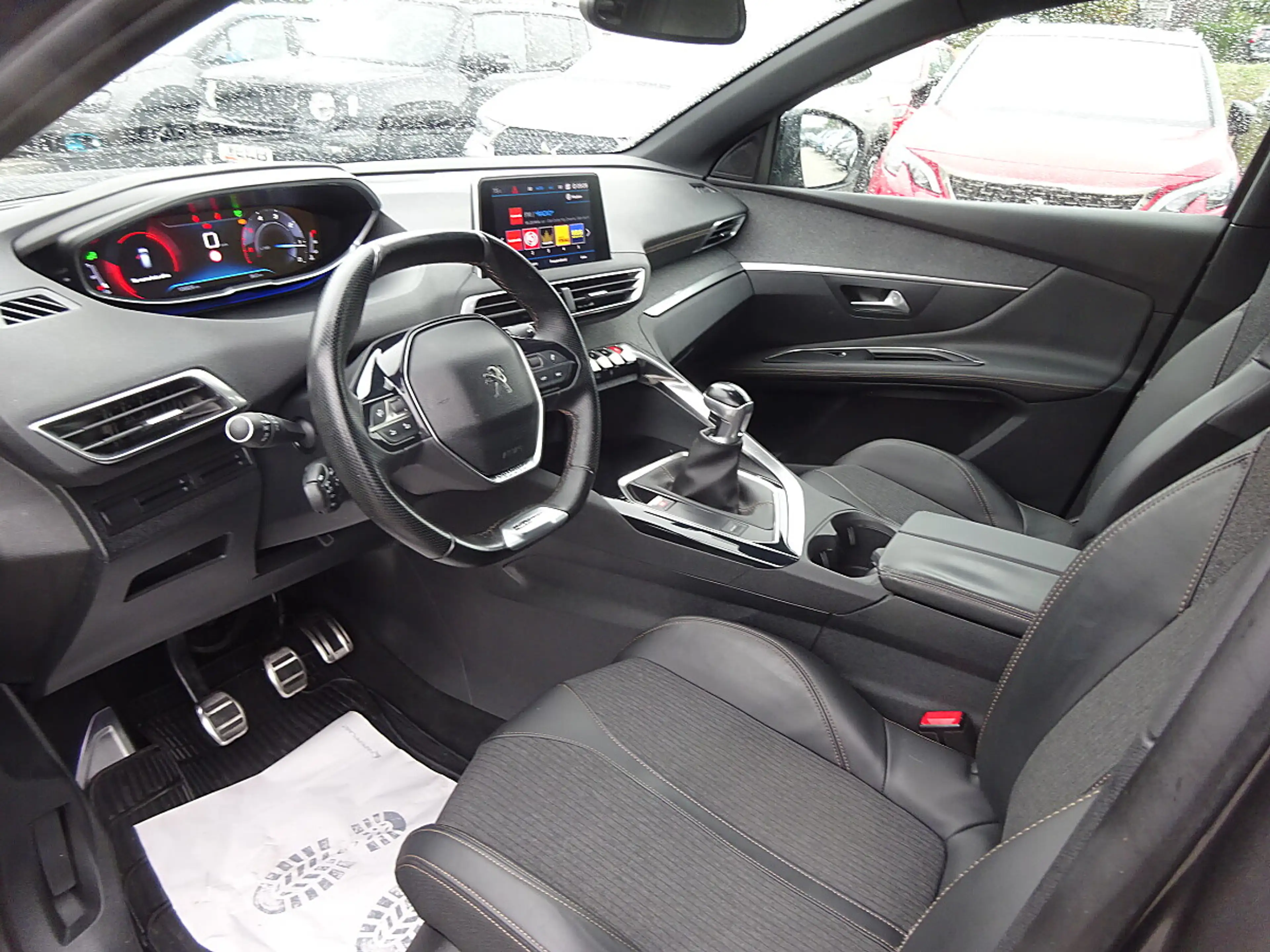 Peugeot 3008 2,0 BlueHDi 150 S&S 6-Gang GT Line — photo 8