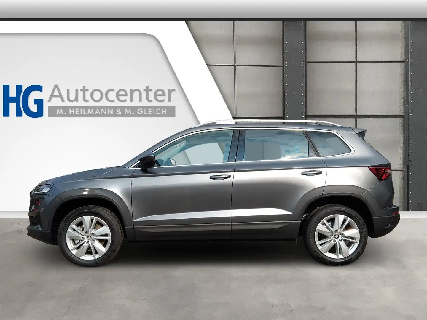 Skoda Karoq 1.5TSI 17" Kessy LED AHK Navi ACC eHeck Grau - 2
