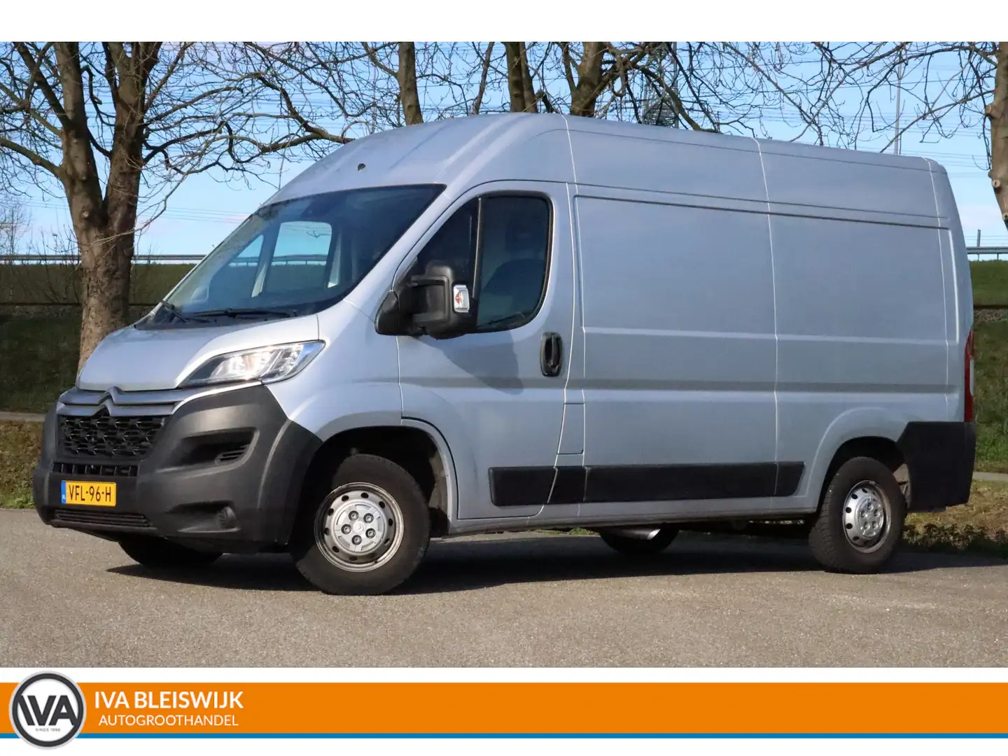 Citroen Jumper 30 2.2 BlueHDi 140 L2H2 Control Economy | 3 ZITPL Plateado - 1