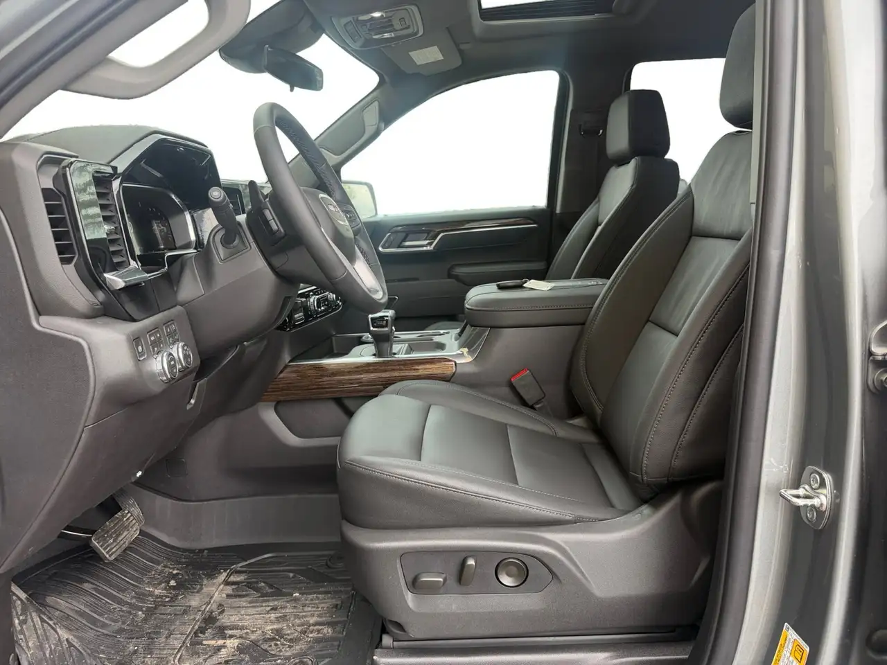 GMC Sierra 1500 photo GMC Sierra 1500
