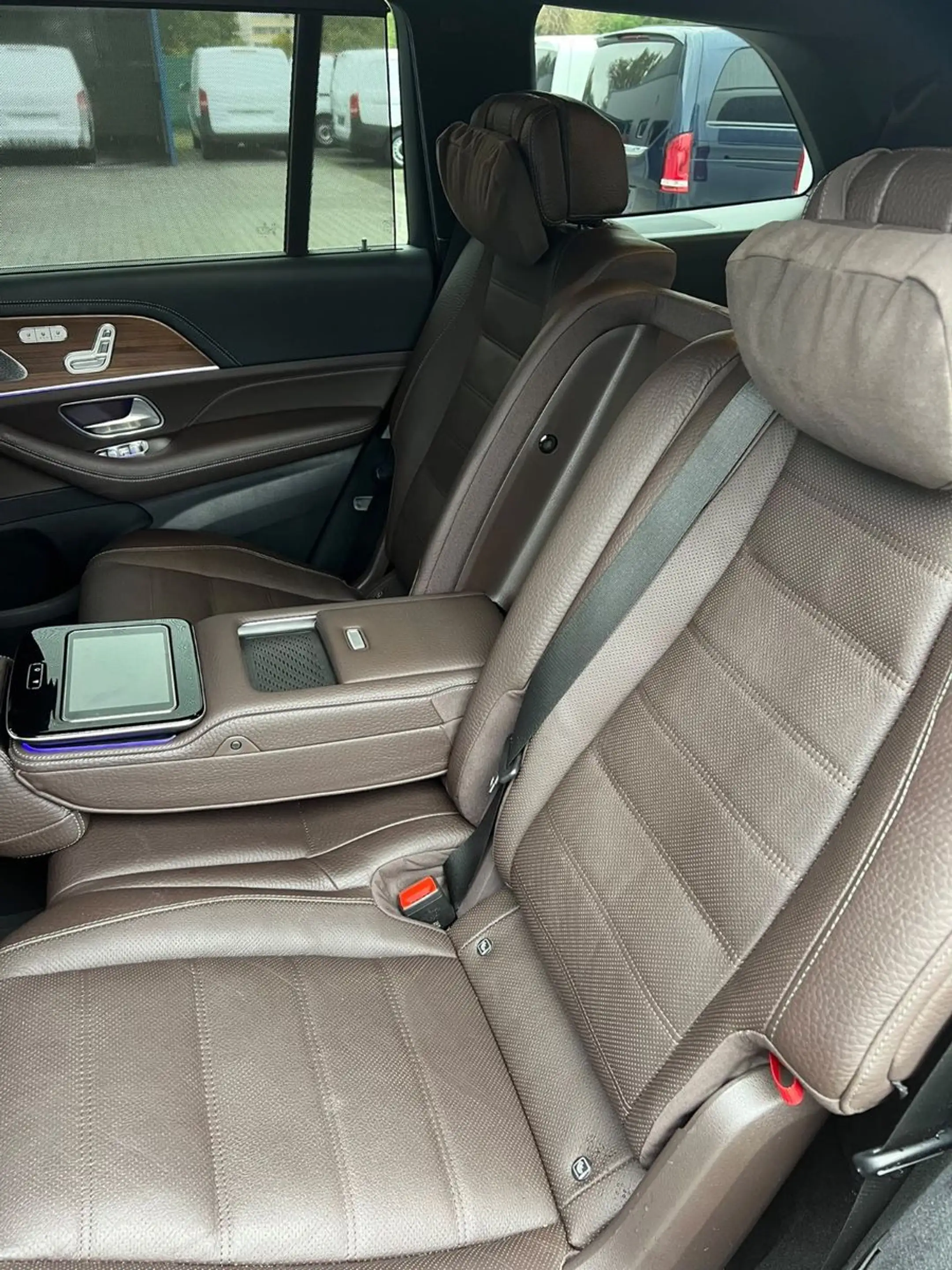 Mercedes-Benz GLS 400 2x AMG-LINE ADS+ MULTIBEAM PANO 360° AHK — photo 15
