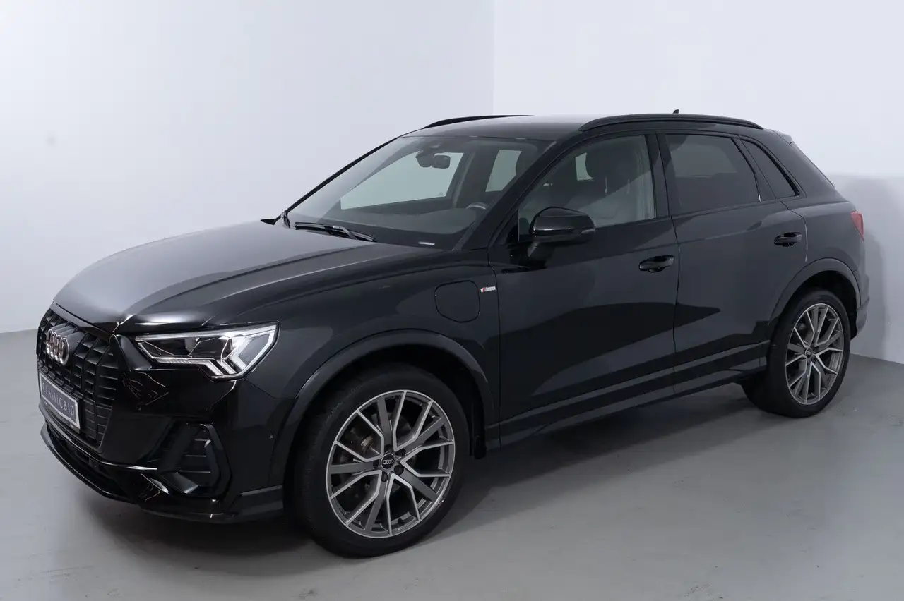 Audi Q3 45 TFSI e S line