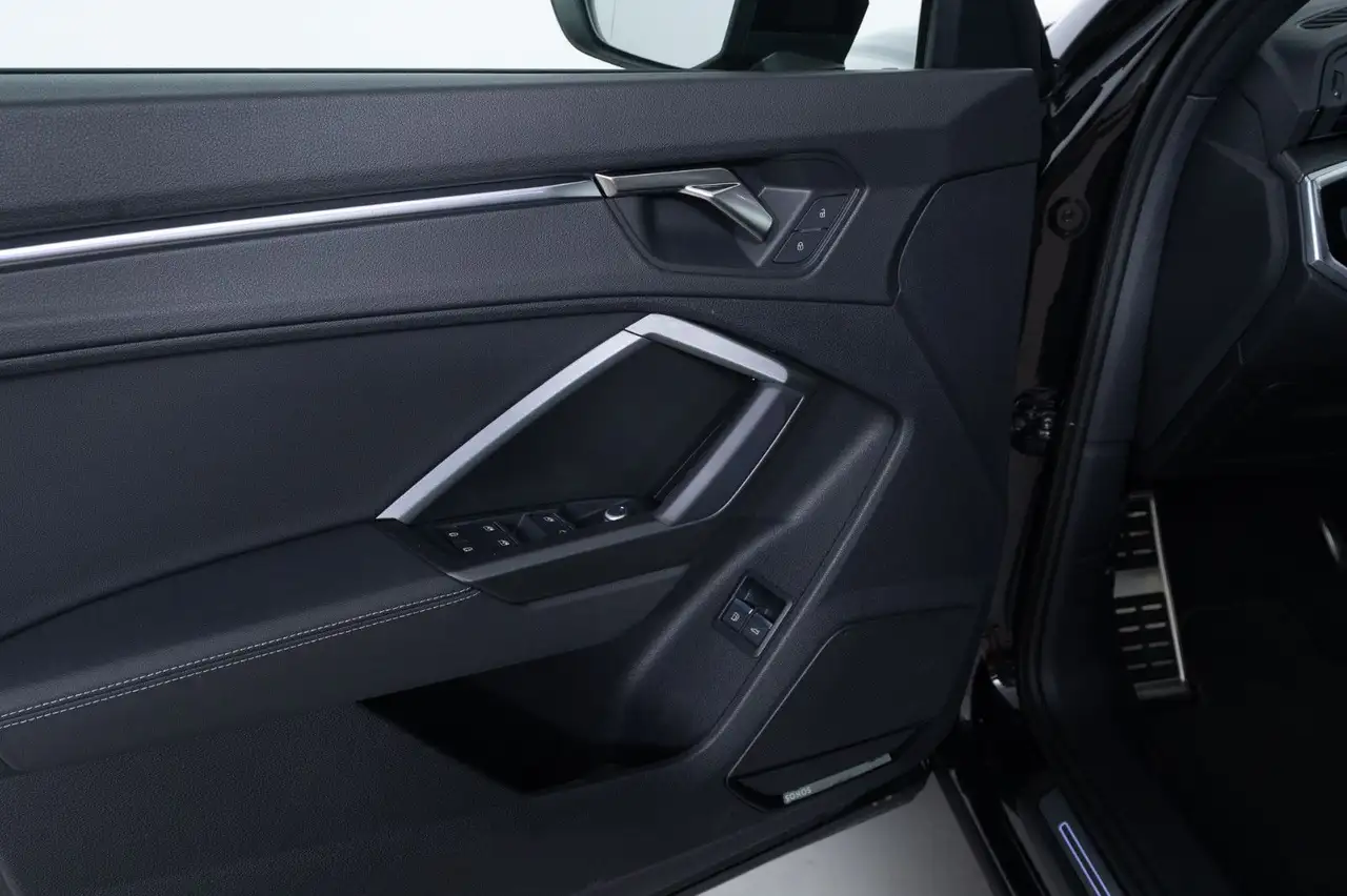 Audi Q3 45 TFSI e S line, миниатюра 11
