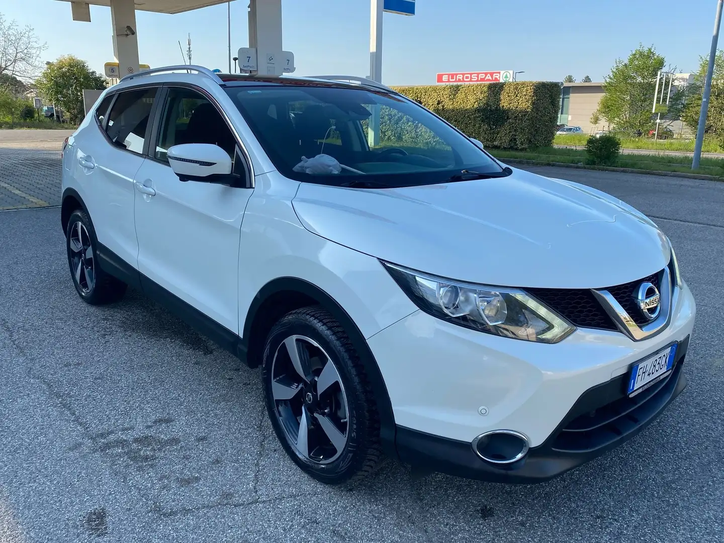 Nissan Qashqai Qashqai II 1.5 dci N-Connecta 110cv Bianco - 1
