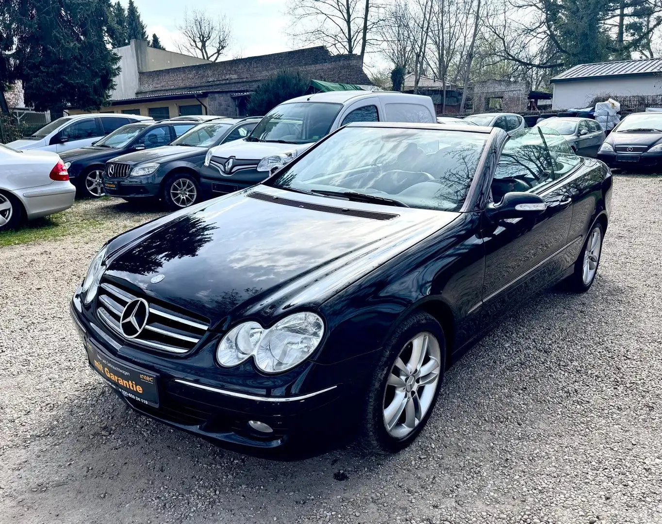 Mercedes-Benz CLK 200 CLK 200 Kompressor Navi Leder I.Hand Klima 17 Zoll Noir - 1