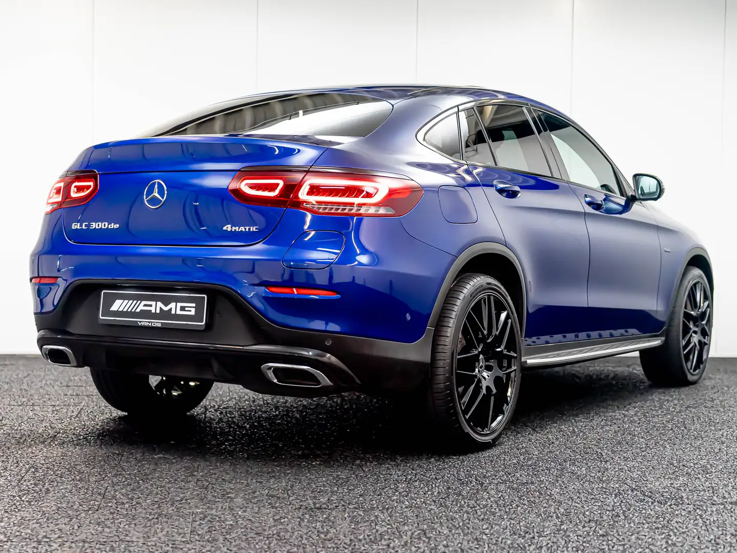 Mercedes-Benz GLC 300 Coupé GLC 300de 4MATIC | Luchtvering | DISTRONIC Blauw - 2