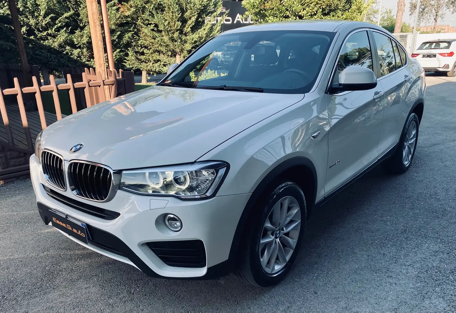 BMW X4 Xdrive XLine **POSS.PACK MEDIA** VED.NOTE Blanc - 1