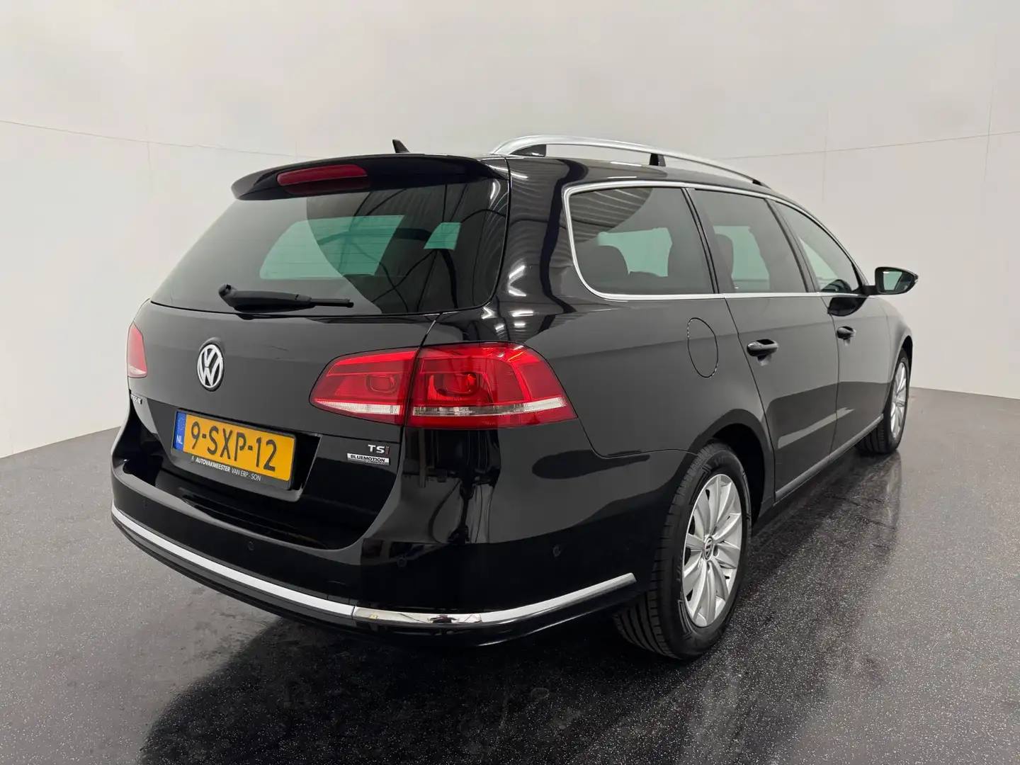 Volkswagen Passat Variant 1.4 TSI AUT Comfortline Executive Edition BlueMoti Zwart - 2