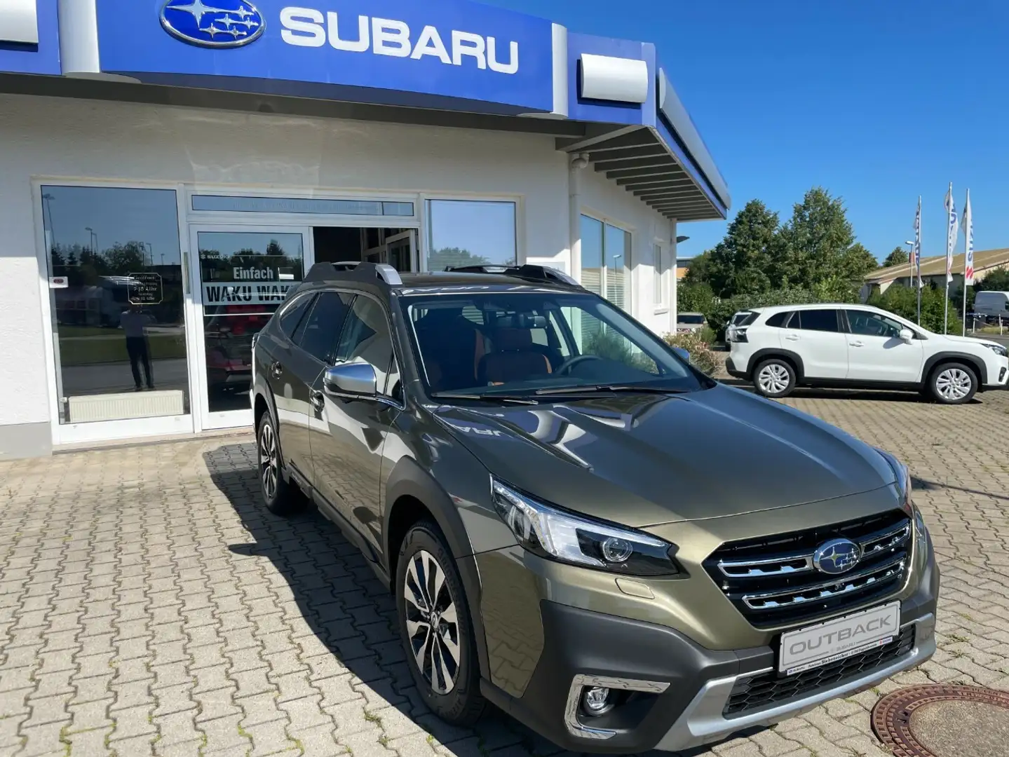 Subaru OUTBACK 2.5i*AWD*Platinum*LED*DAB+*4xSHZ*Leder Grün - 2
