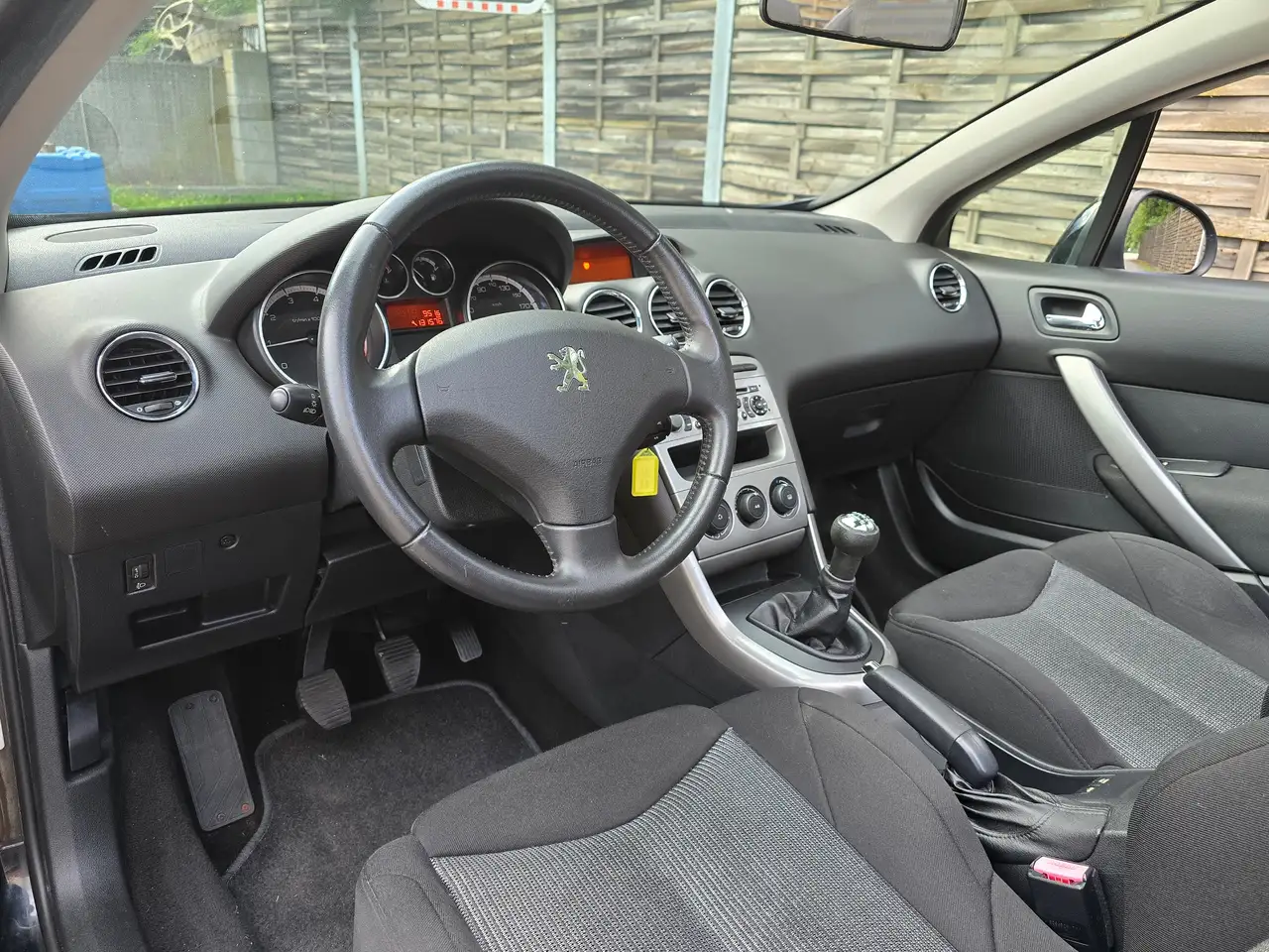 Peugeot 308 CC Tendance Top – Bild 13
