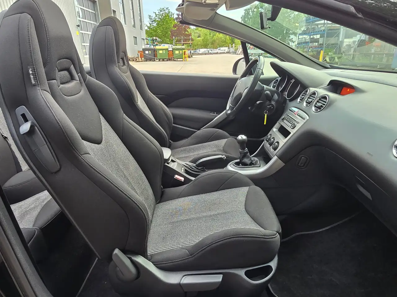 Peugeot 308 CC Tendance Top – Bild 14
