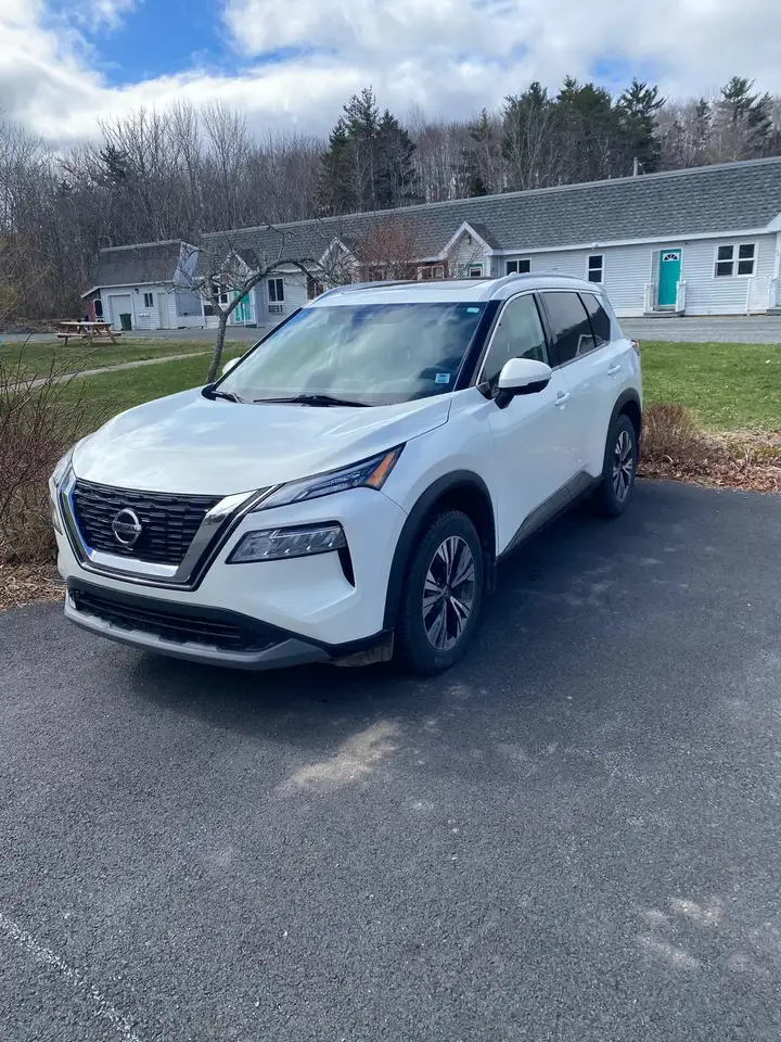 Nissan Rogue снимка Nissan Rogue