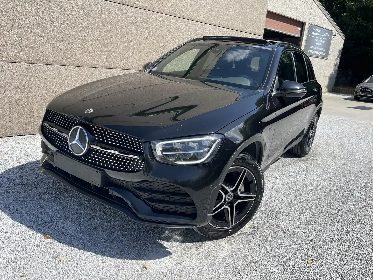 Mercedes-Benz GLC 300 GLC 300 de AMG Panoramic Schwarz - 1
