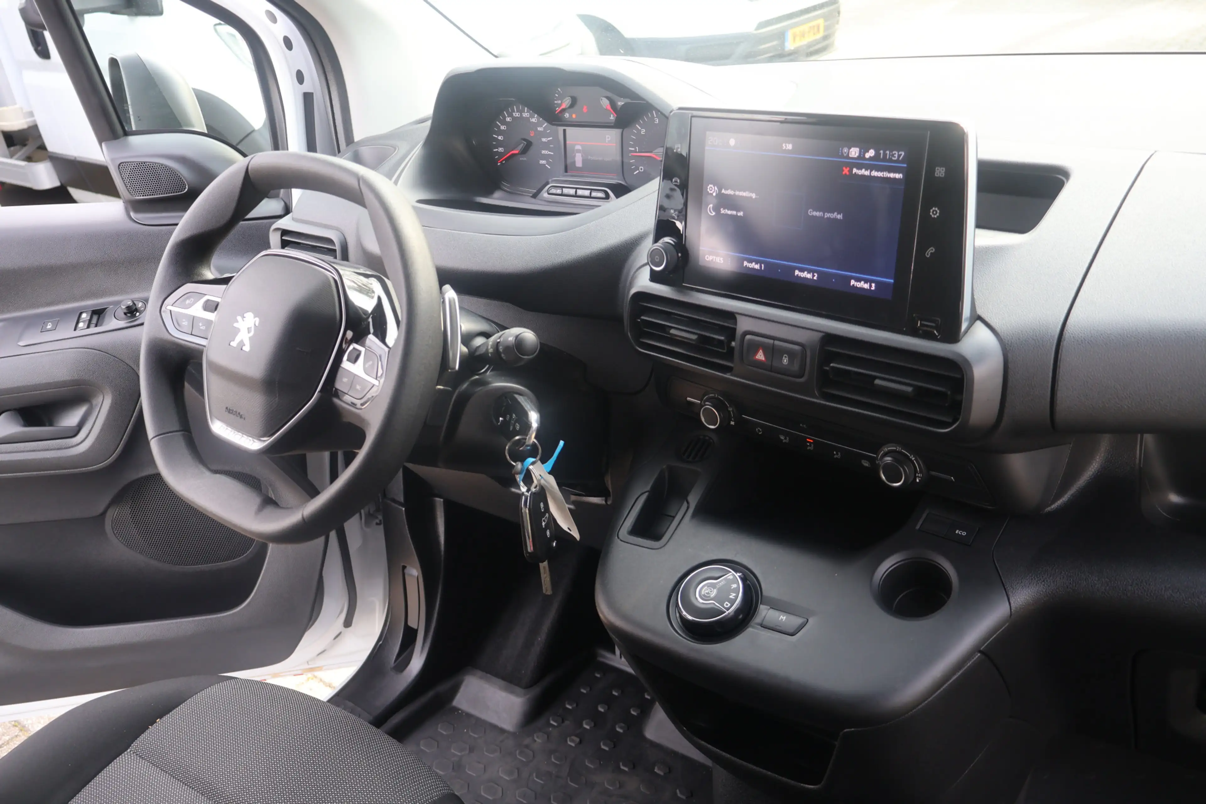 Peugeot Partner 1.5 BlueHDI Premium Long 130PK Automaat Navigatie — photo 31