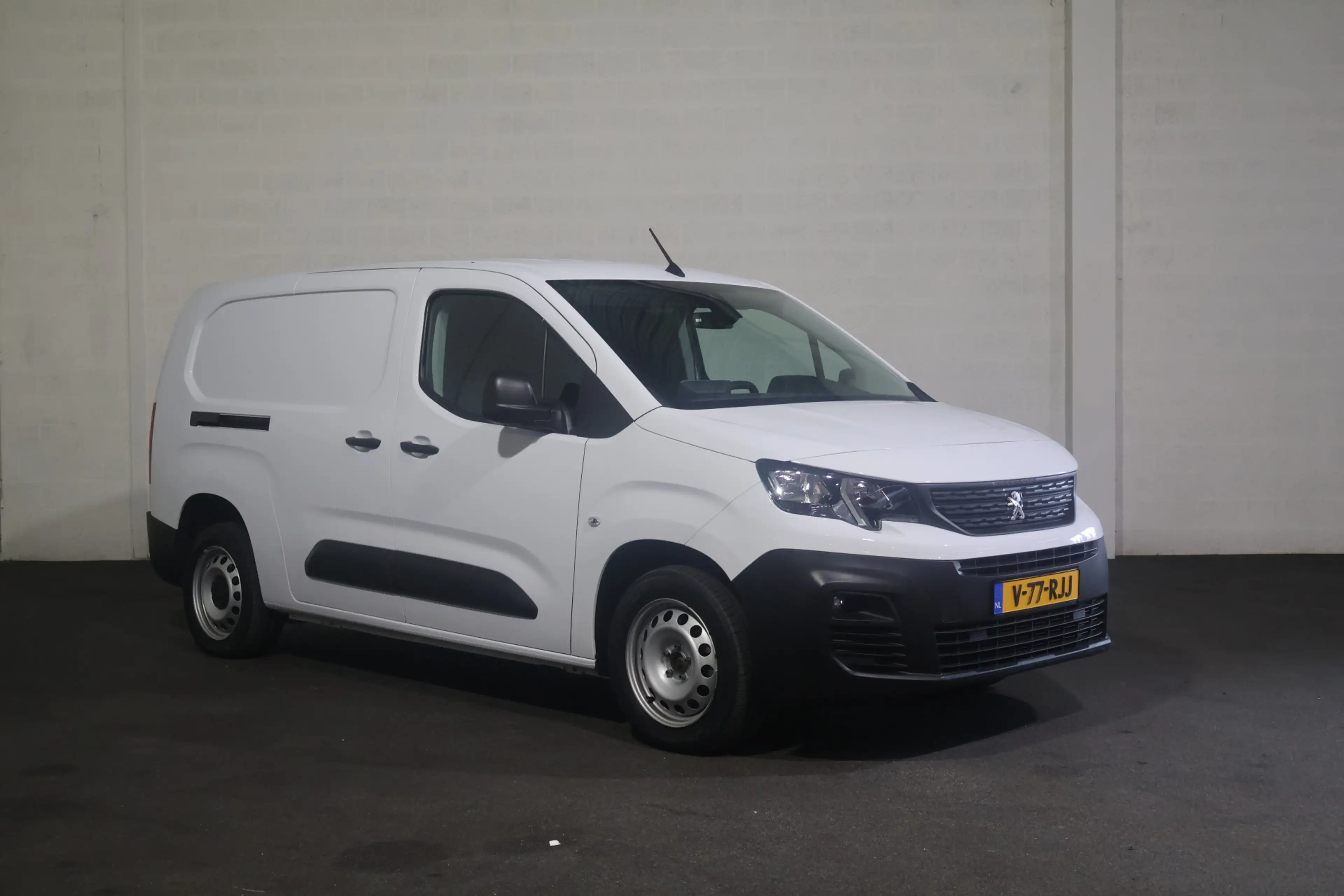 Peugeot Partner 1.5 BlueHDI Premium Long 130PK Automaat Navigatie — photo 6