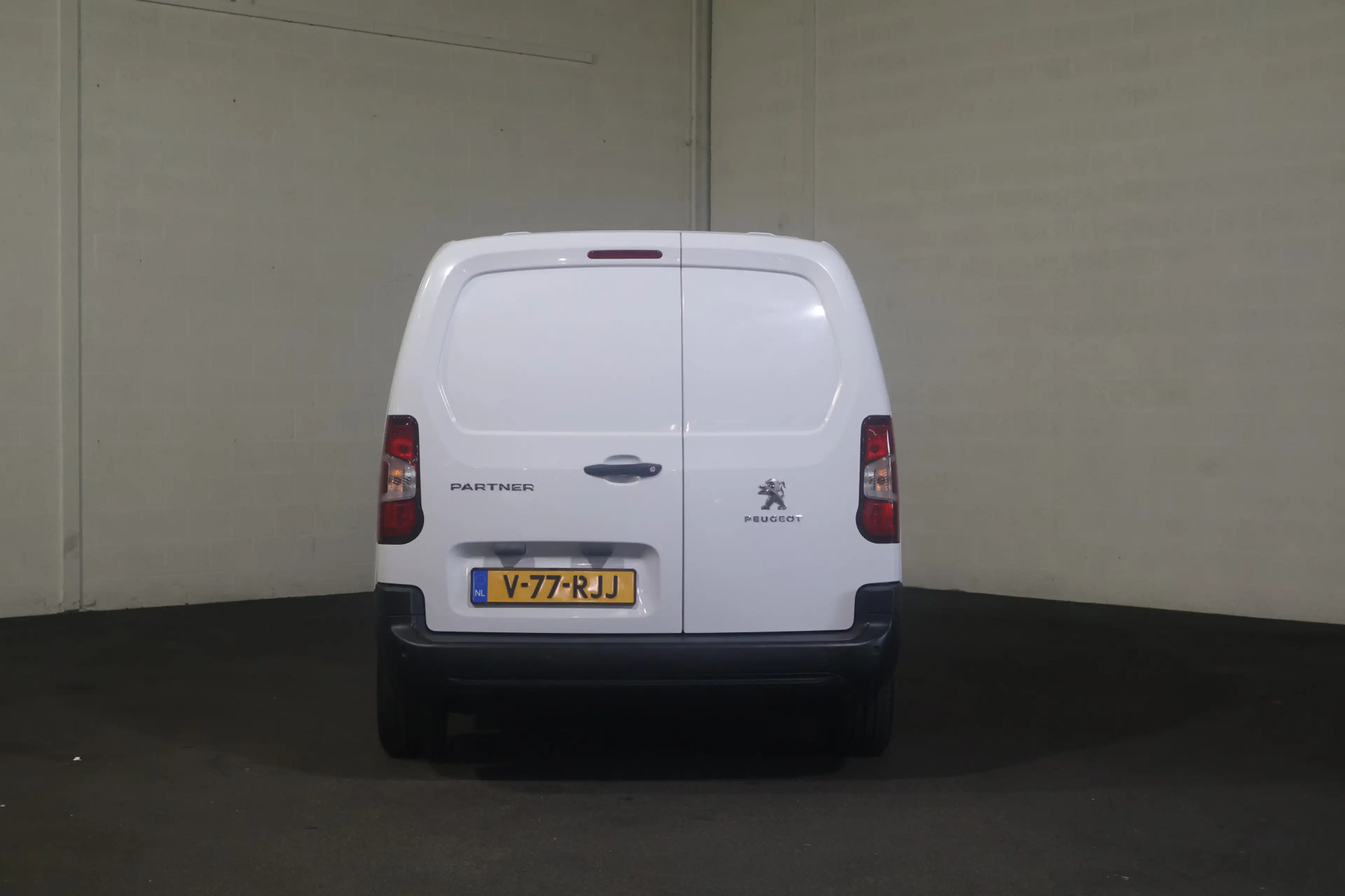 Peugeot Partner 1.5 BlueHDI Premium Long 130PK Automaat Navigatie — photo 8