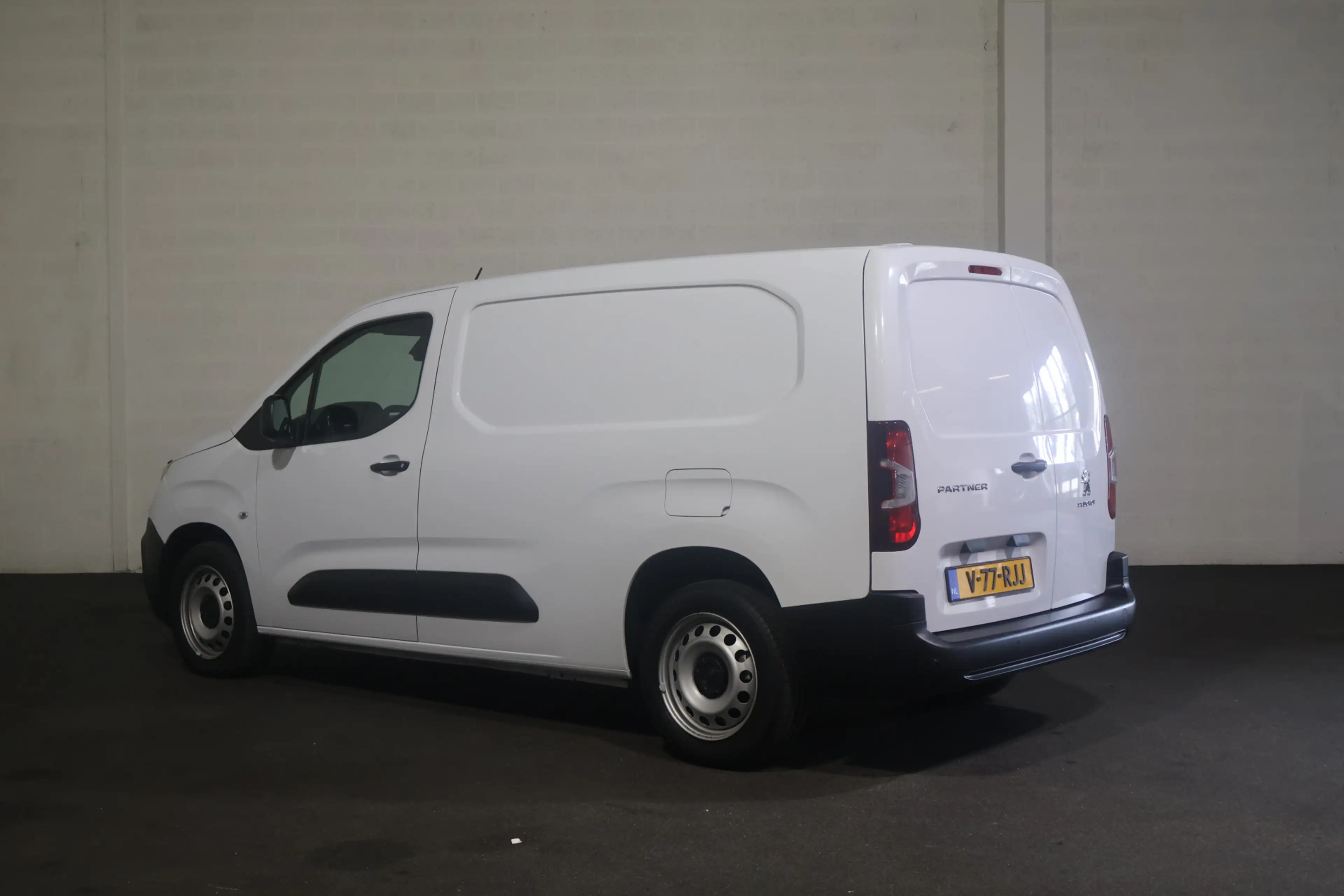 Peugeot Partner 1.5 BlueHDI Premium Long 130PK Automaat Navigatie — photo 7