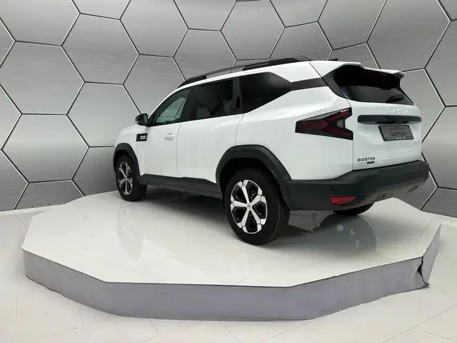 Dacia Bigster view 4