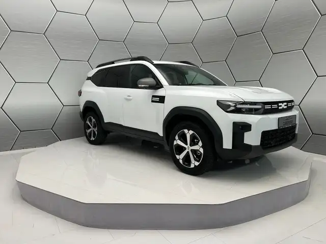 Dacia Bigster view 8
