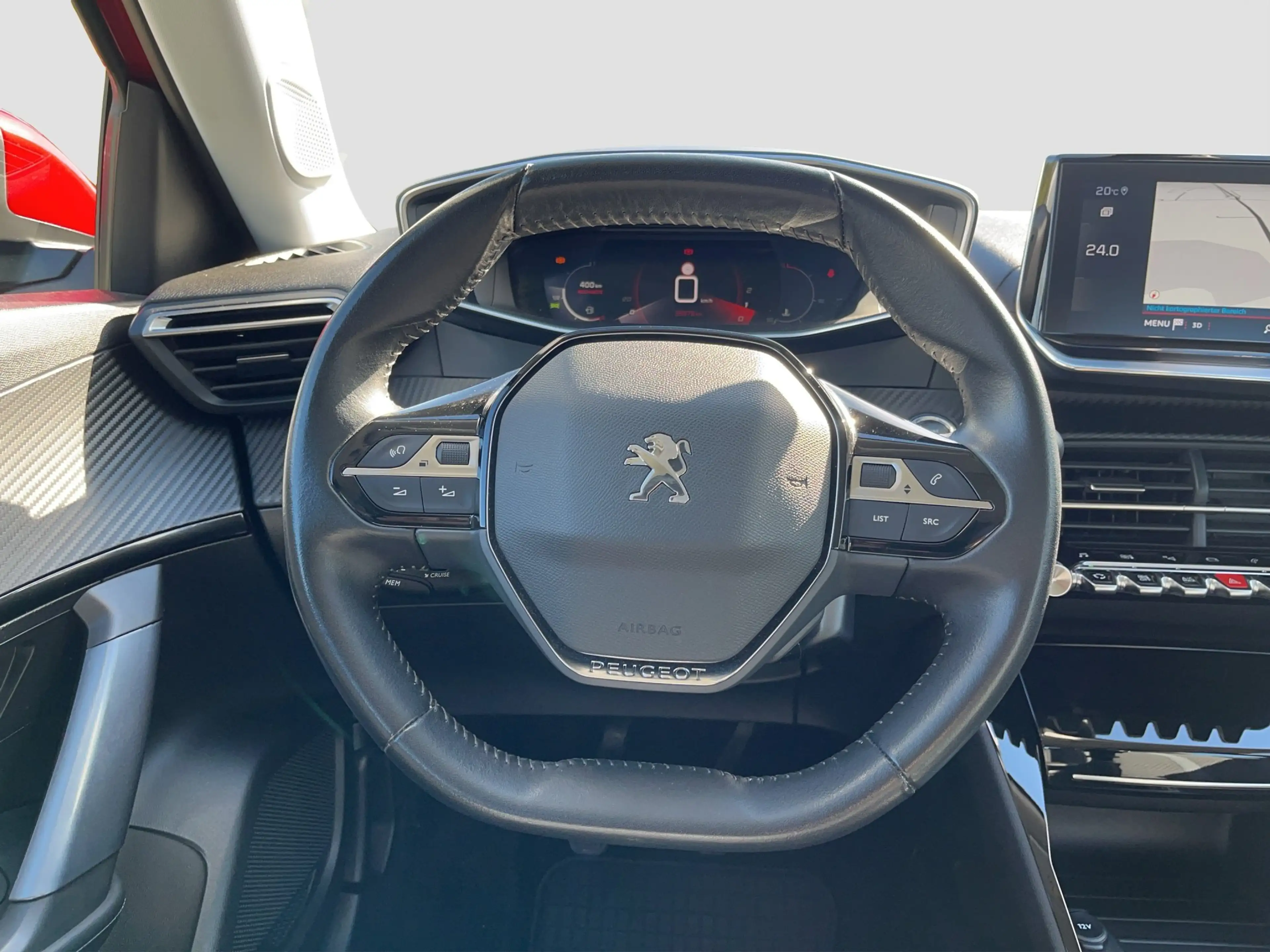 Peugeot 2008 1.5 BlueHDI 100 Allure KAM LED HUD Kam. SHZ — photo 10
