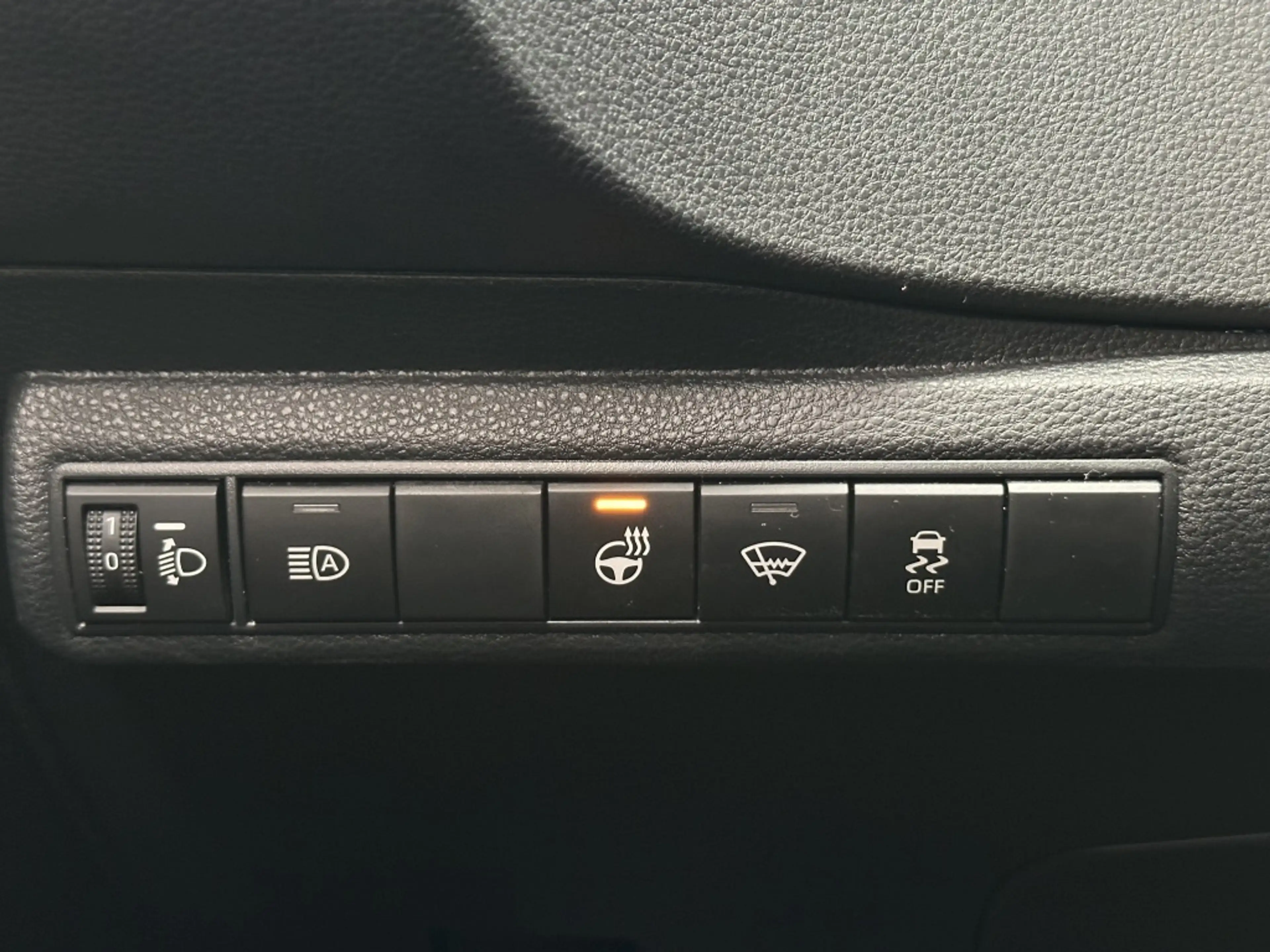 Suzuki Swace 1.8 Hybrid Style [ ALL SEASON I CLIMA I STOEL/ STU — photo 27