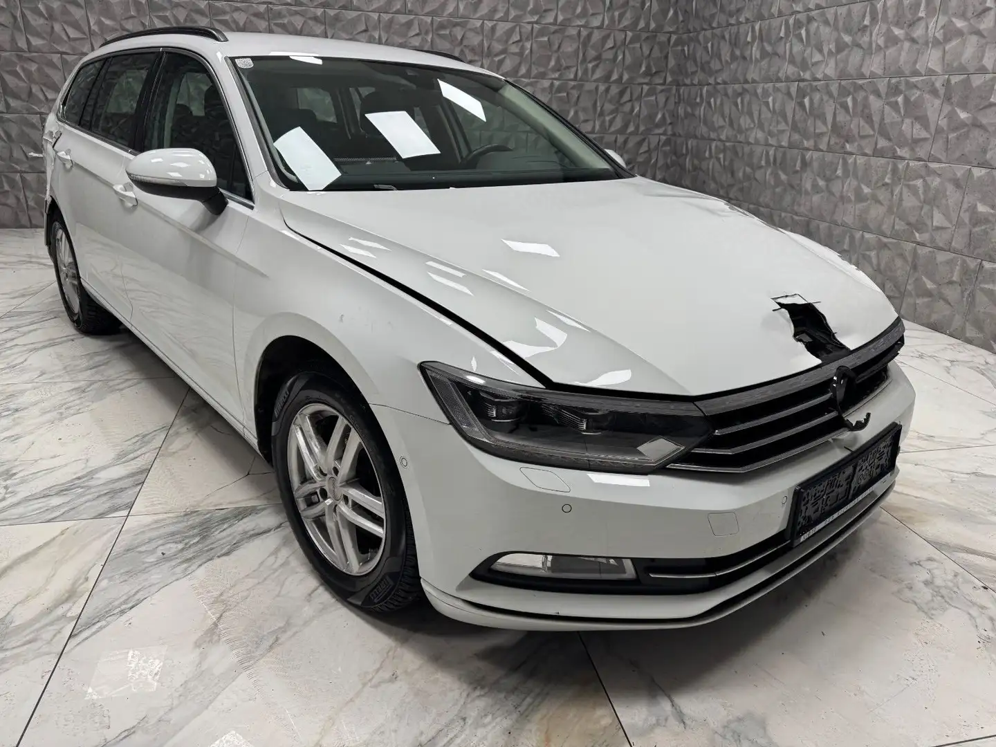 Volkswagen Passat Variant Passat Comfortline/Active Info-Display/Head-Up Weiß - 1