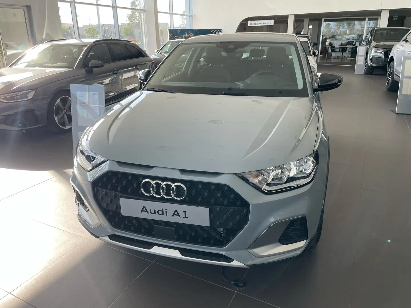 Audi A1 allstreet 30 1.0 tfsi Admired 110cv - 1