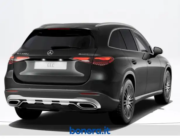 Mercedes-Benz GLC view 3
