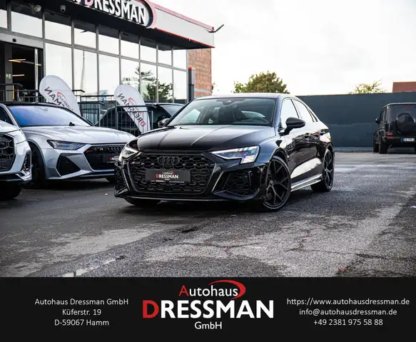 Audi RS3 LIMO MATRIX PANO B&O HuD NUR AN B2B