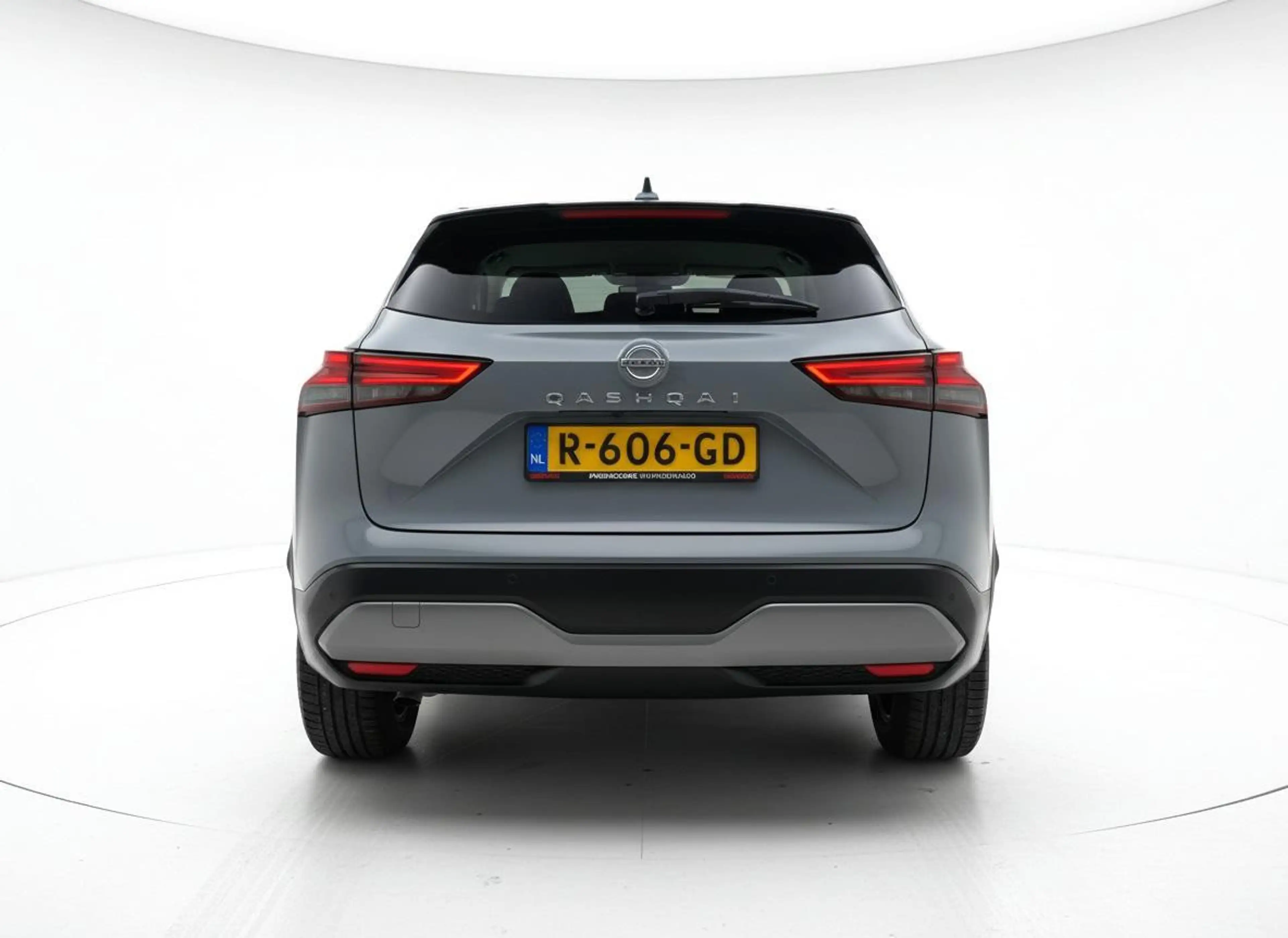 Nissan Qashqai 1.3 MHEV Xtronic Tekna Plus — photo 4