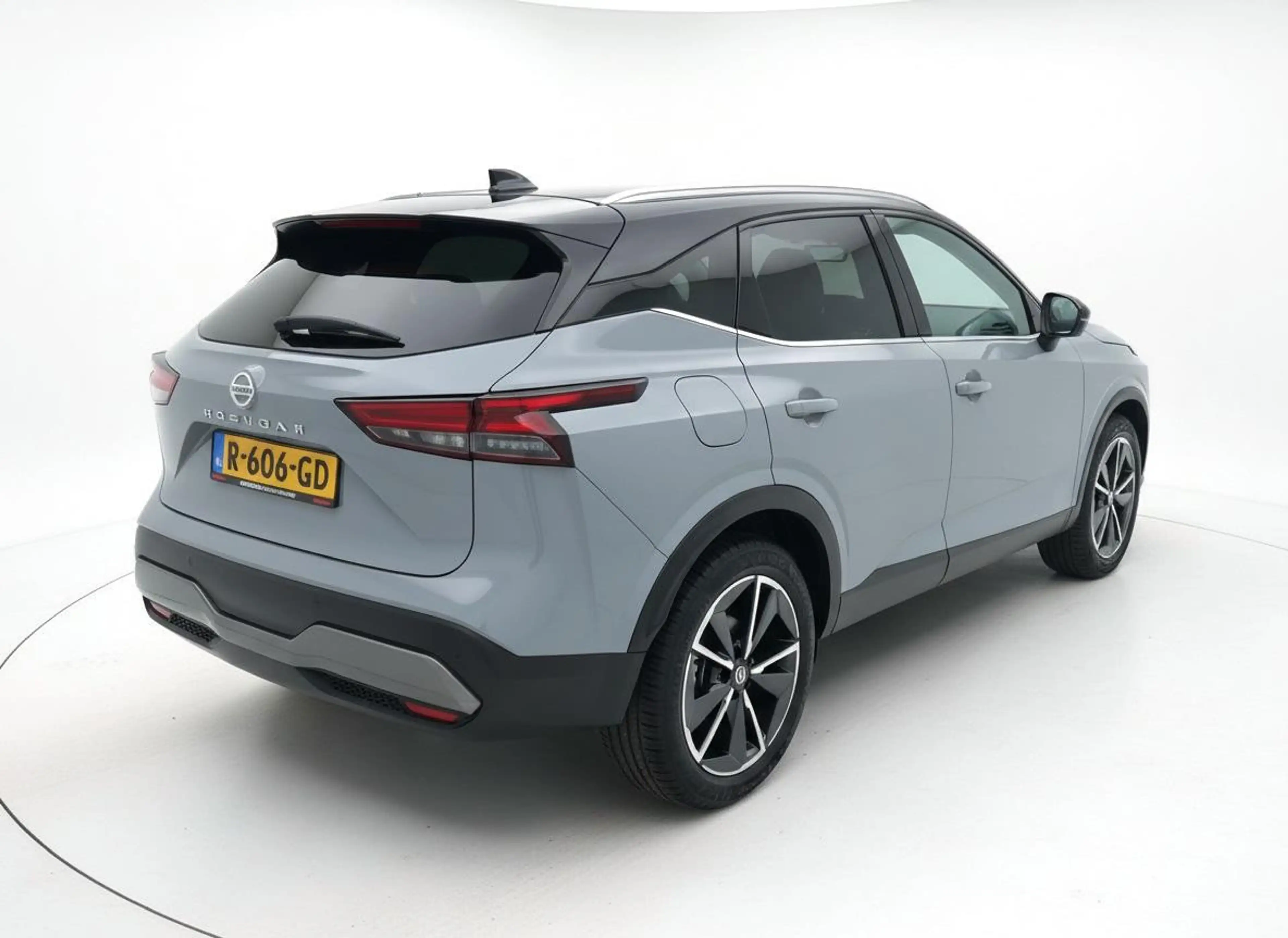 Nissan Qashqai 1.3 MHEV Xtronic Tekna Plus — photo 2