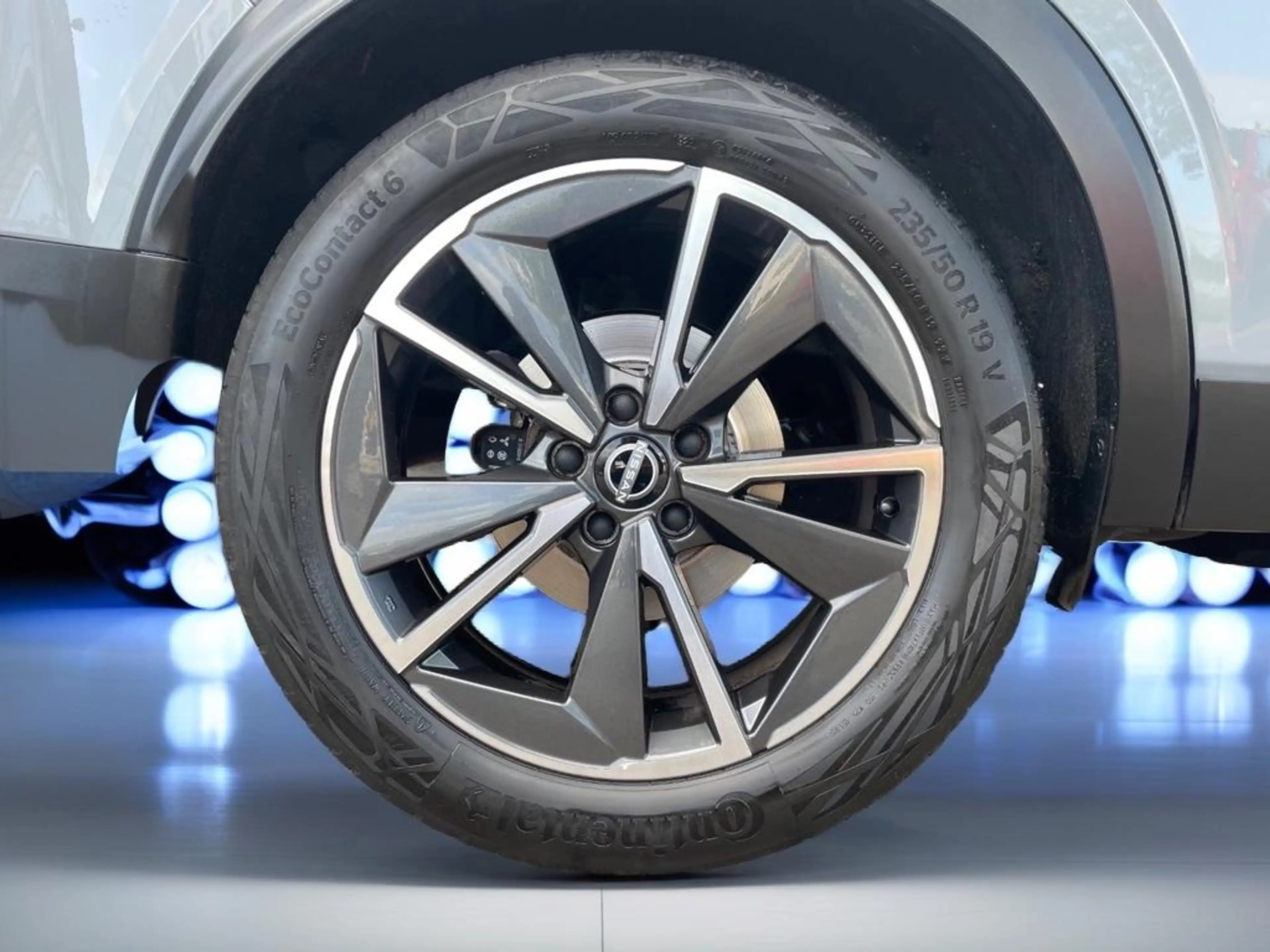 Nissan Qashqai 1.3 MHEV Xtronic Tekna Plus — photo 23