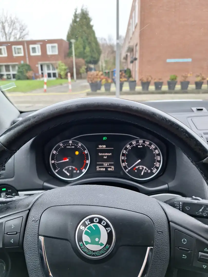 Skoda Octavia 1.4 TSI Grt Eleg.Bns Wit - 2