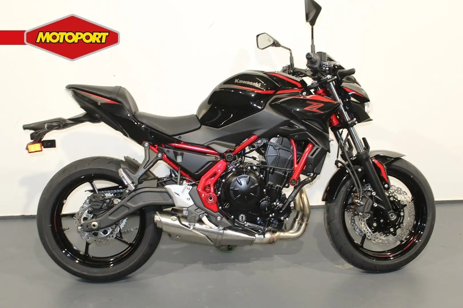 Kawasaki Z 650 Rood - 1