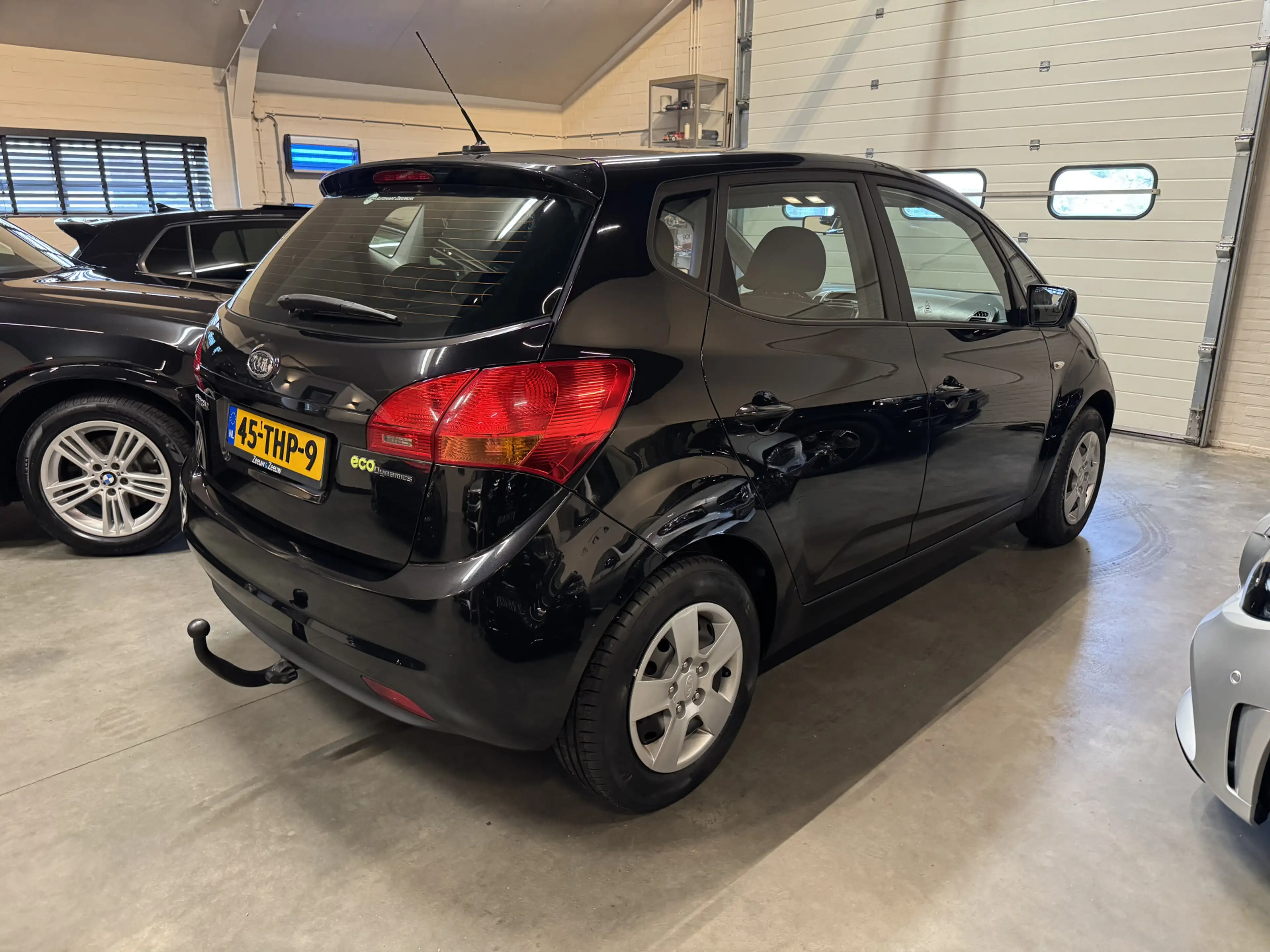 Kia Venga 1.4 CVVT X-tra Dealer Onderhouden Airco 2e eigenaa — photo 3