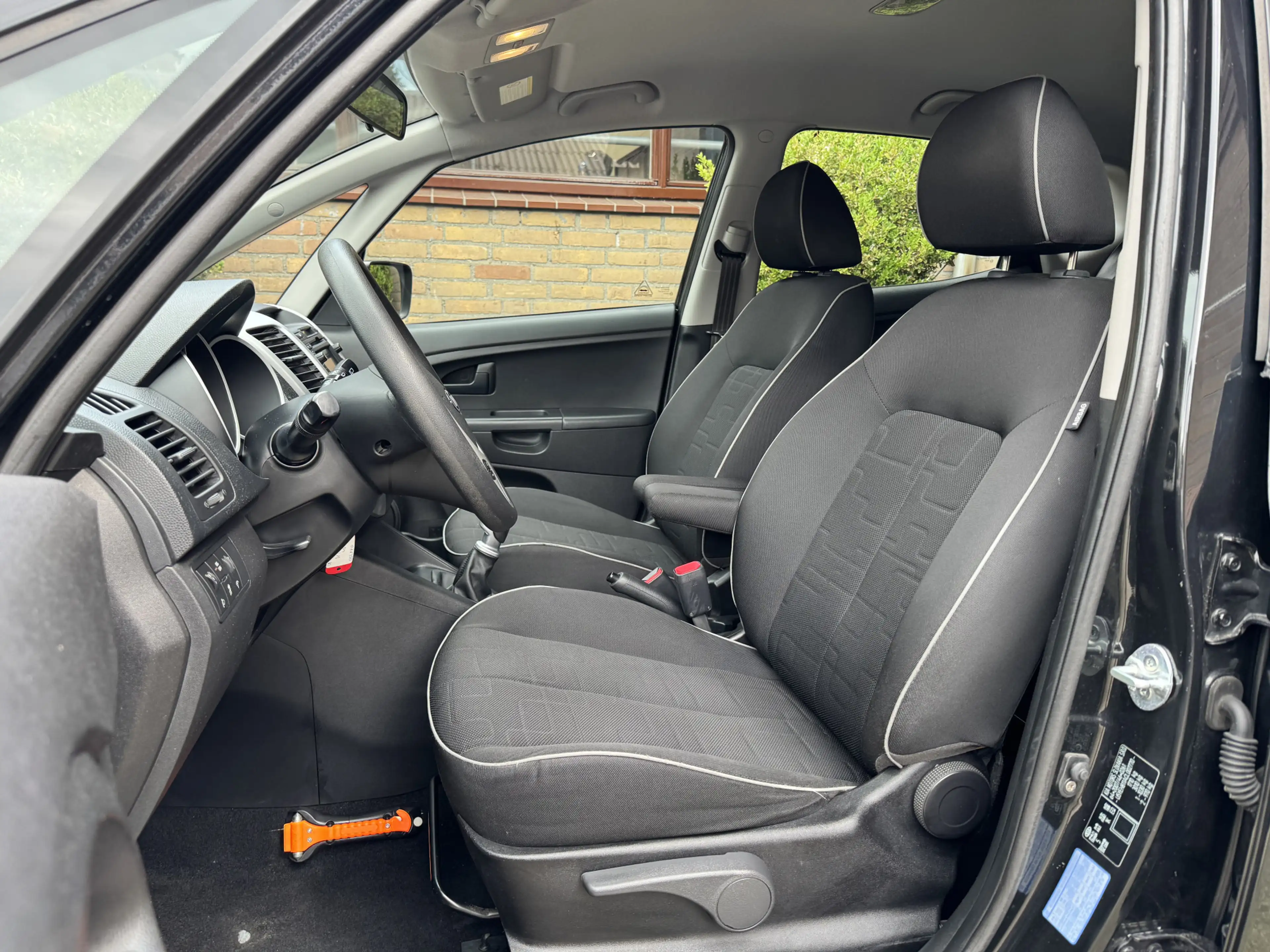 Kia Venga 1.4 CVVT X-tra Dealer Onderhouden Airco 2e eigenaa — photo 9