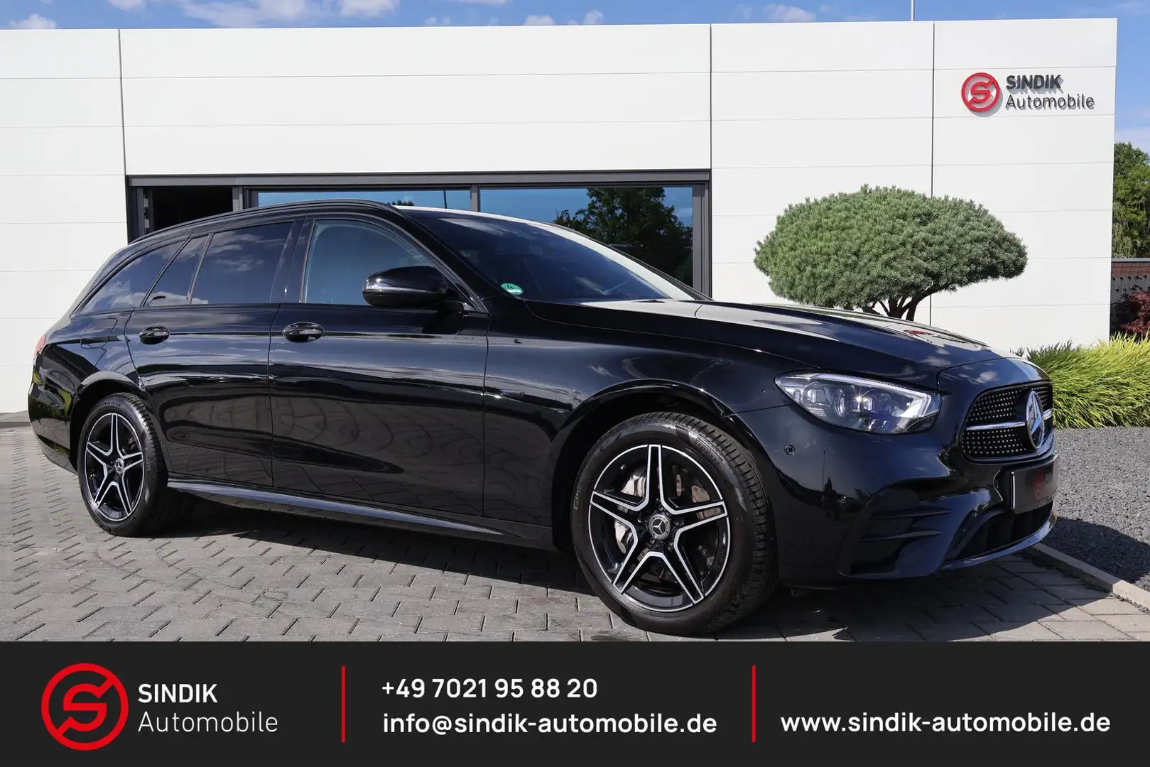 Mercedes-Benz E 300 de T 4M AMG-NightPk-AHK-Kamera-Widescreen Schwarz - 1