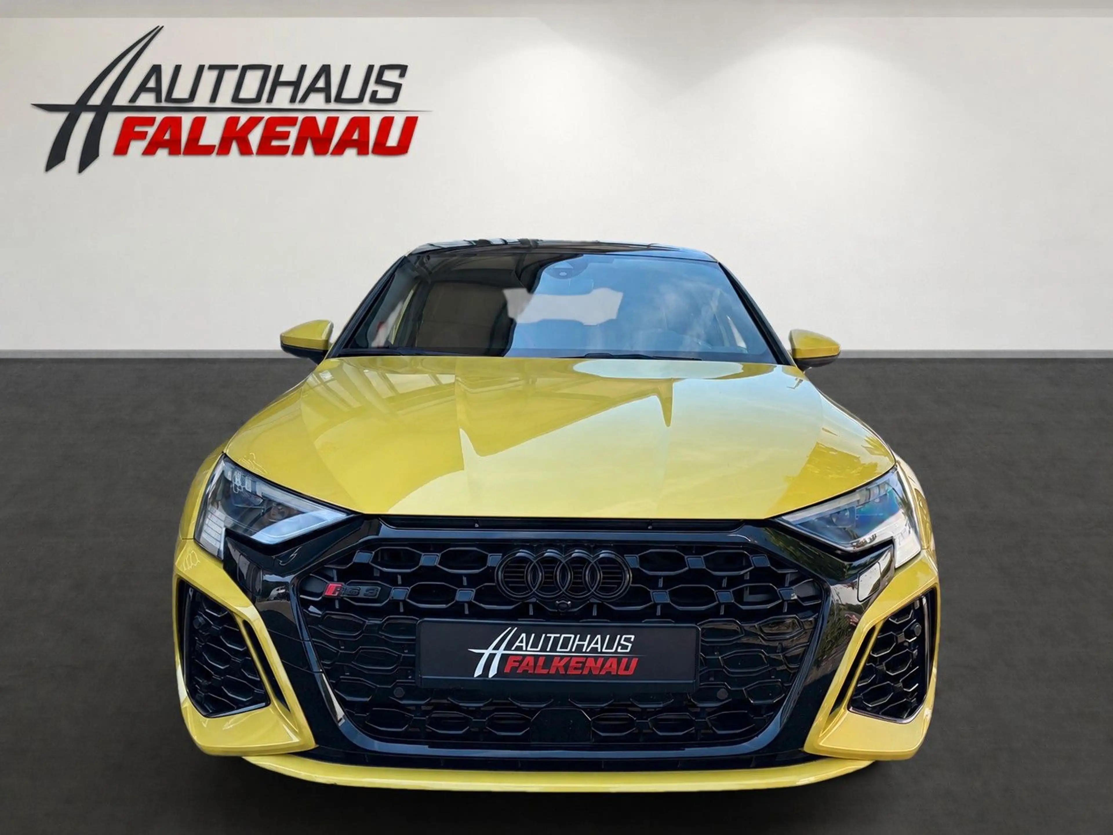 Audi RS3 Sportback *Keramik,Carbon,B&O,RS-Performanc* — photo 2