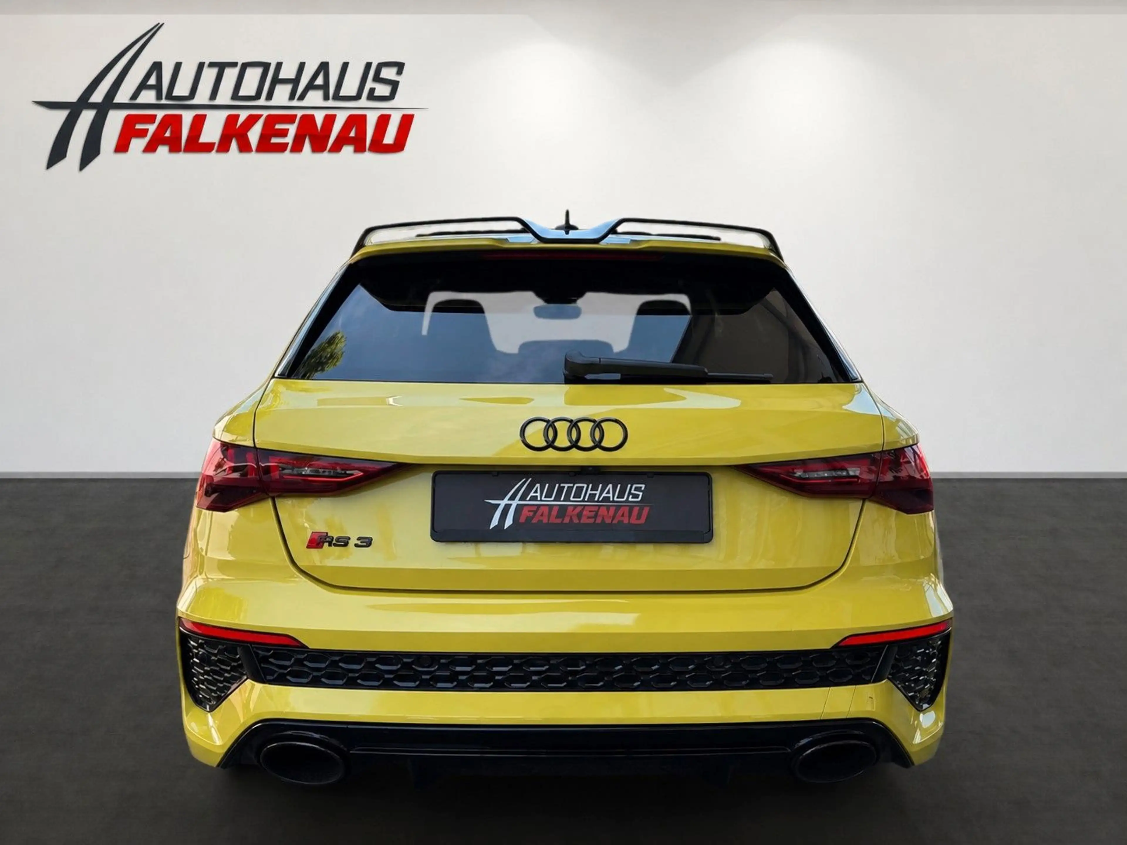 Audi RS3 Sportback *Keramik,Carbon,B&O,RS-Performanc* — photo 6