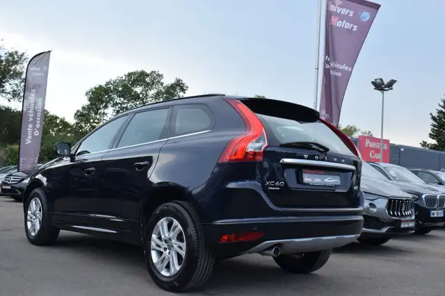 Volvo XC60 view 6